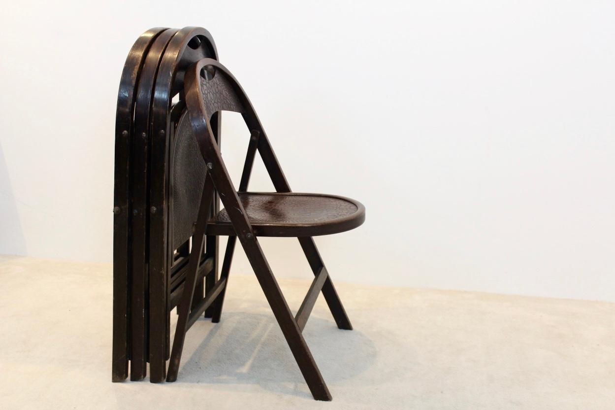 Bentwood Stock of Solid Wood Bauhaus Folding Chairs with Unique Croco Woodprint, Thonet