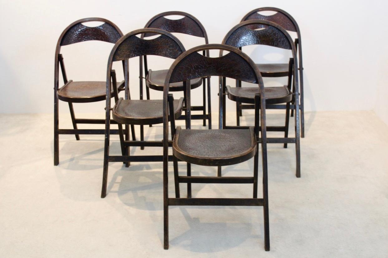 Bentwood Stock of Solid Wood Bauhaus Folding Chairs with Unique Croco Woodprint, Thonet