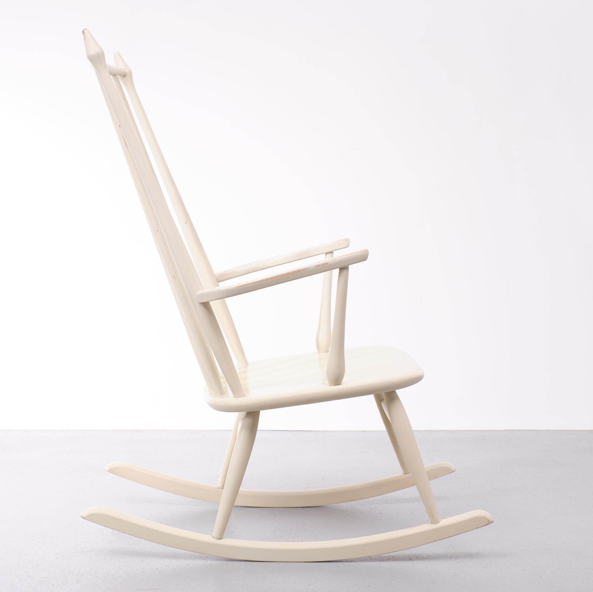 Very nice off white rocking chair. Model Stocka for stockaryd, Sweden, 1960s. 
Good condition. normal wear and tear.
 