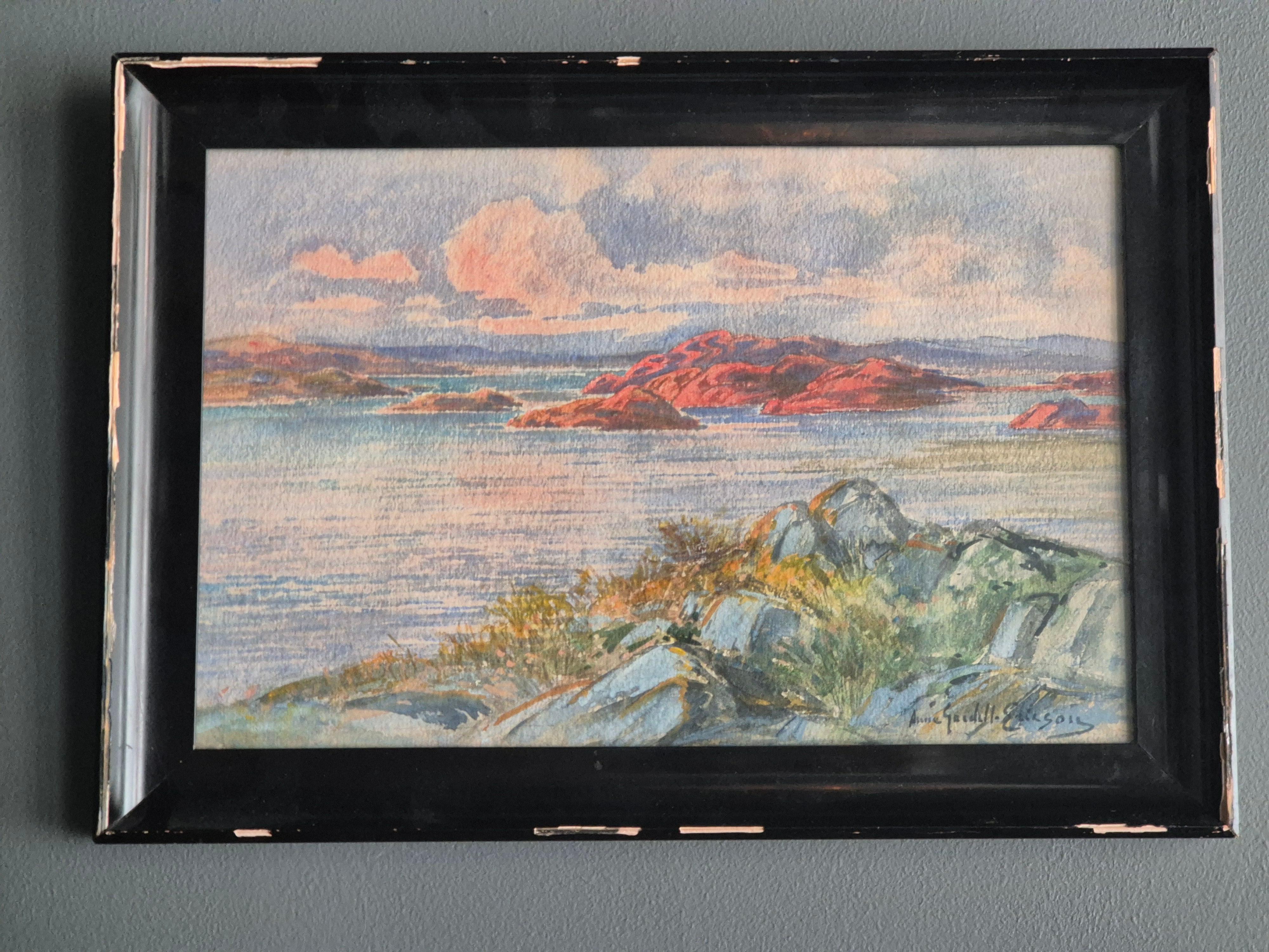 Anna Gardel-Ericson (SWE 1853-1939), Aquarell mit der Darstellung des Stockholmer Schärengartens. 

Unterschrieben. Originalrahmen mit Verlusten, schöne Patina.  

Gemälde: 24x35 cm. Mit Rahmen: 30x43 cm.

Über den Künstler:

Anna Gardel-Ericson