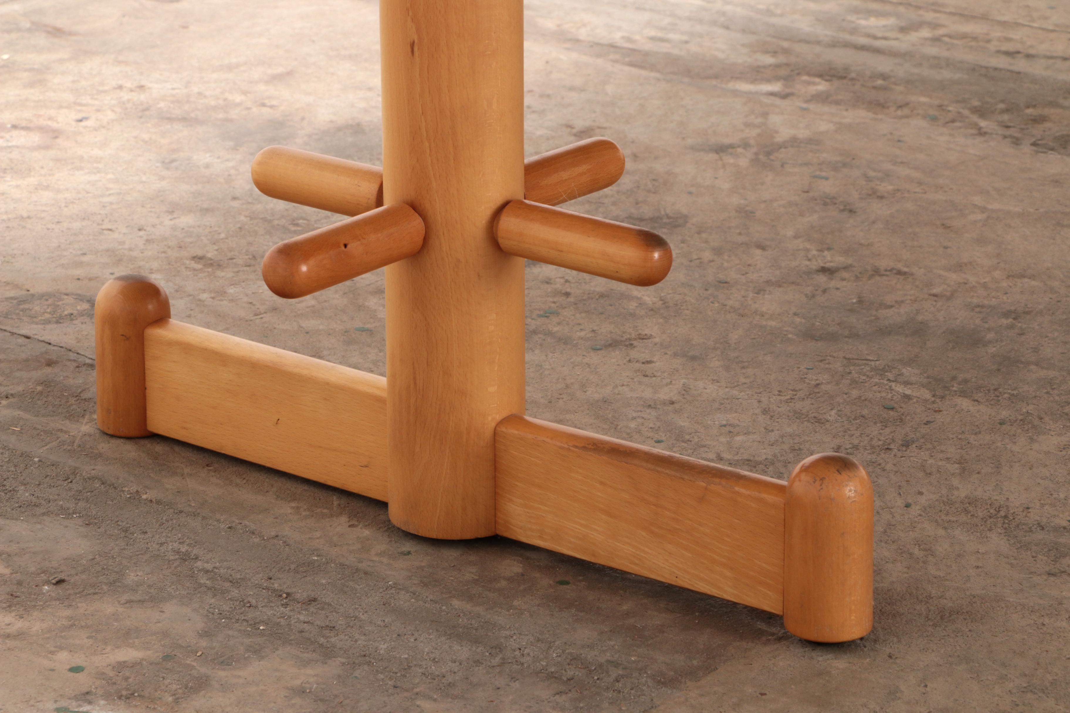 Juego de comedor Stokke Mesa grande con 8 sillas Diseño Peter Opsvik, 1990 en venta 2