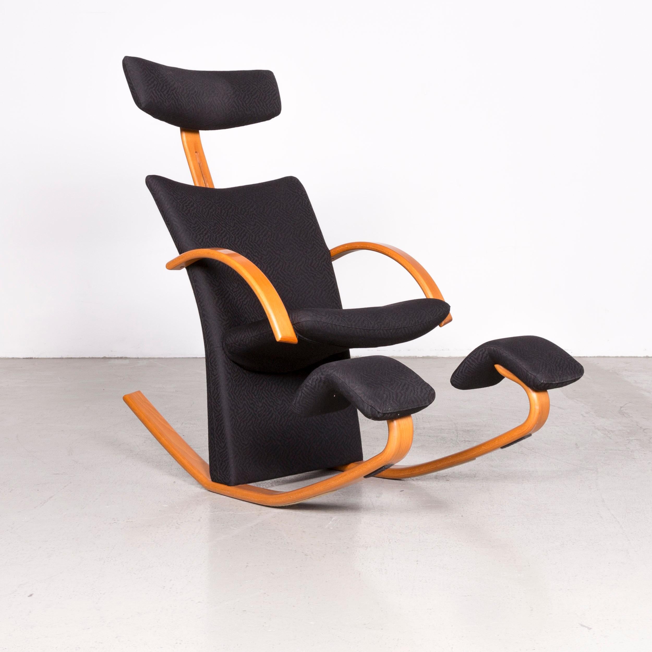 Fauteuil à bascule Stokke Gravity Balans en tissu noir de Peter Bon état - En vente à Cologne, DE