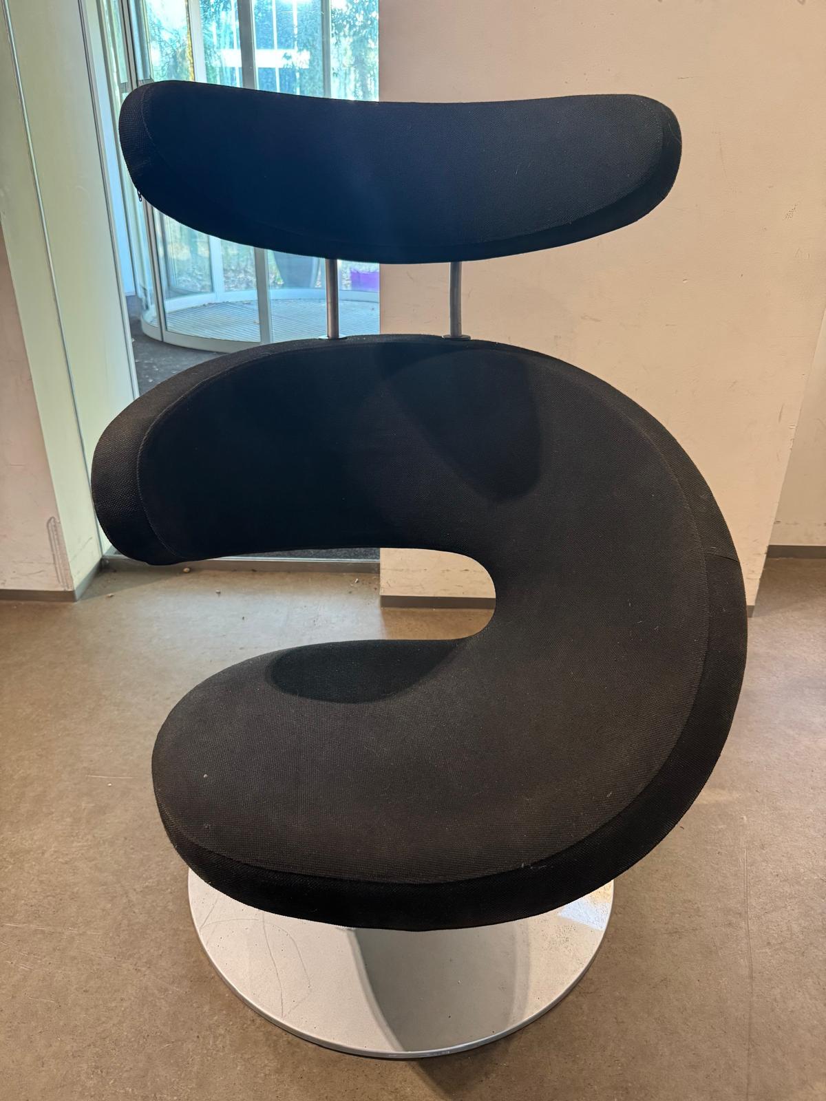 Stokke Variér Peel Sessel + Fußhocker (21. Jahrhundert und zeitgenössisch) im Angebot