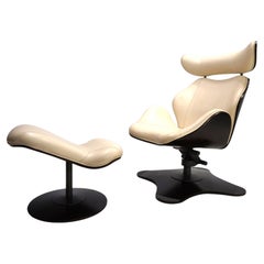 Poltrona in pelle Stokke Varier Tok con pouf di Toshiyuki Kita, 1990