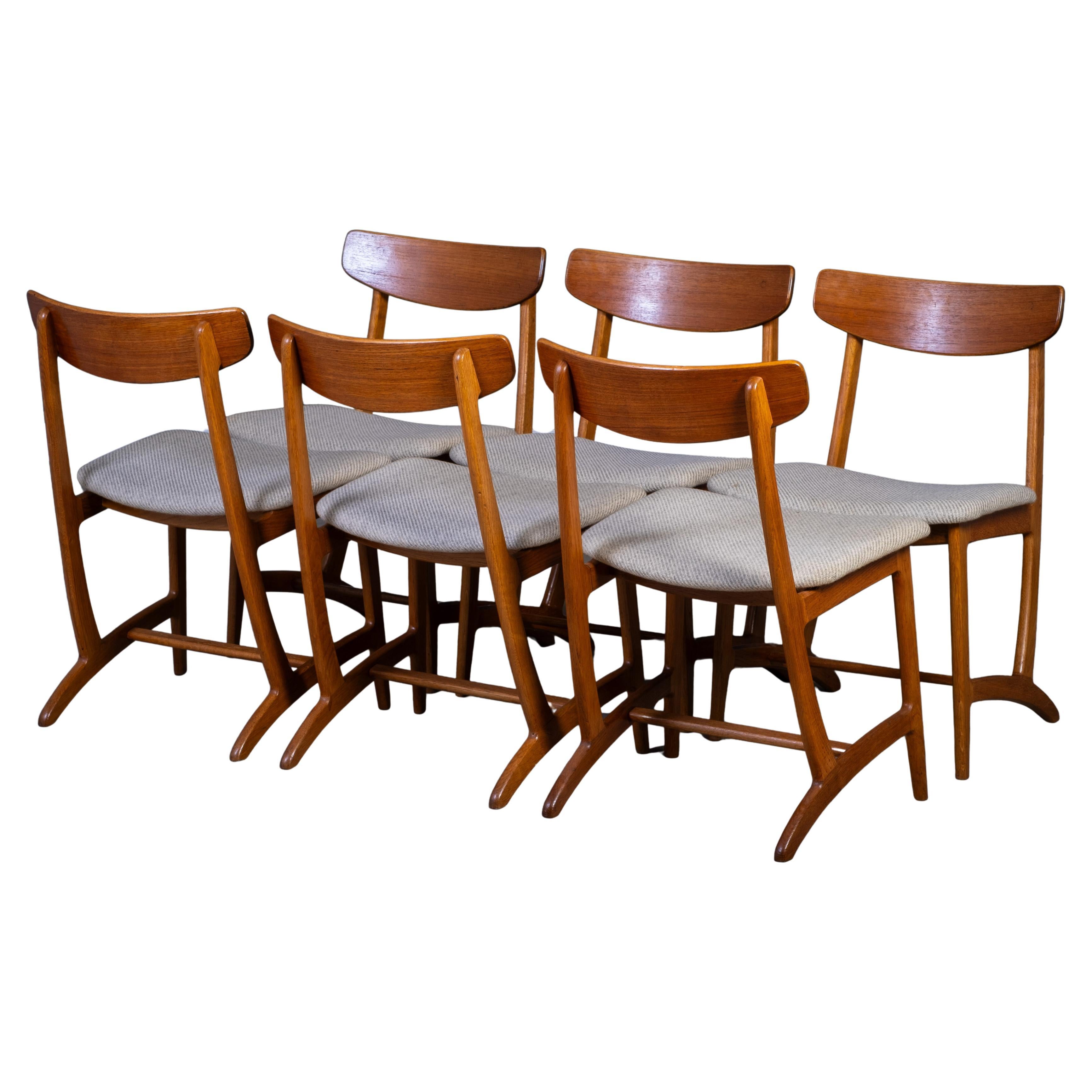 Ensemble de six chaises de salle à manger danoises en chêne et teck, années 1960