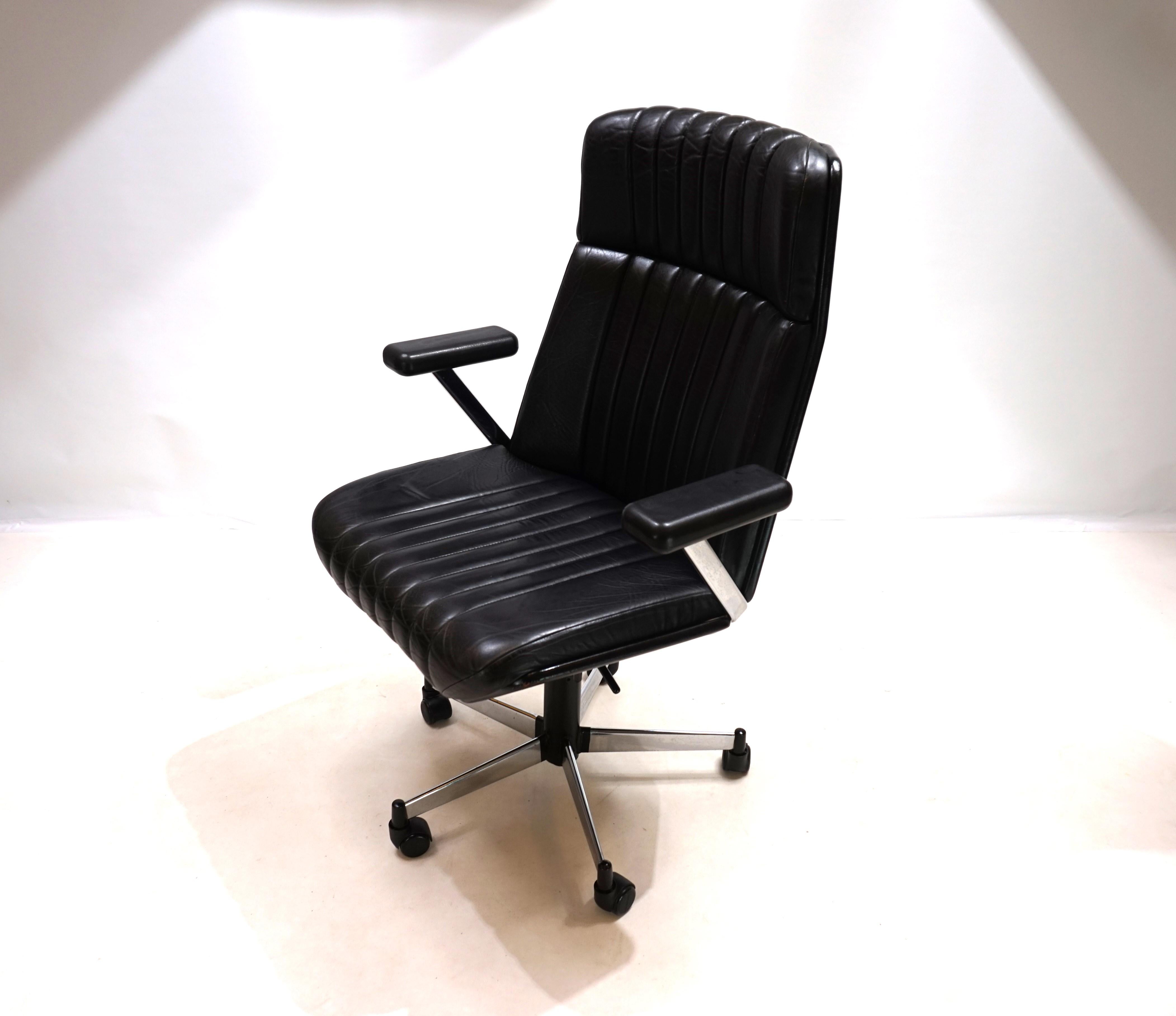 Stoll Giroflex 7014 leather office chair 4