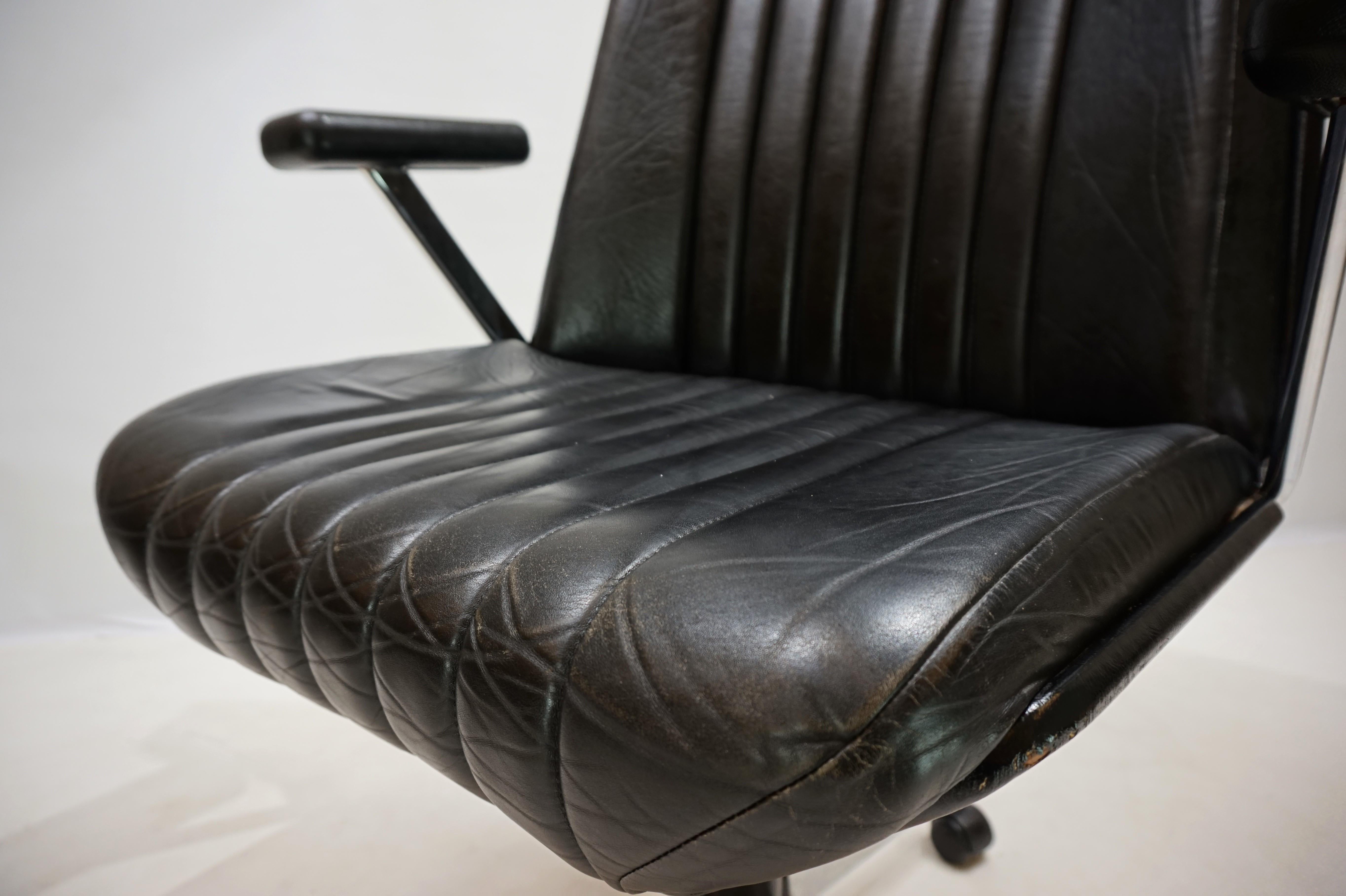 Stoll Giroflex 7014 leather office chair 1