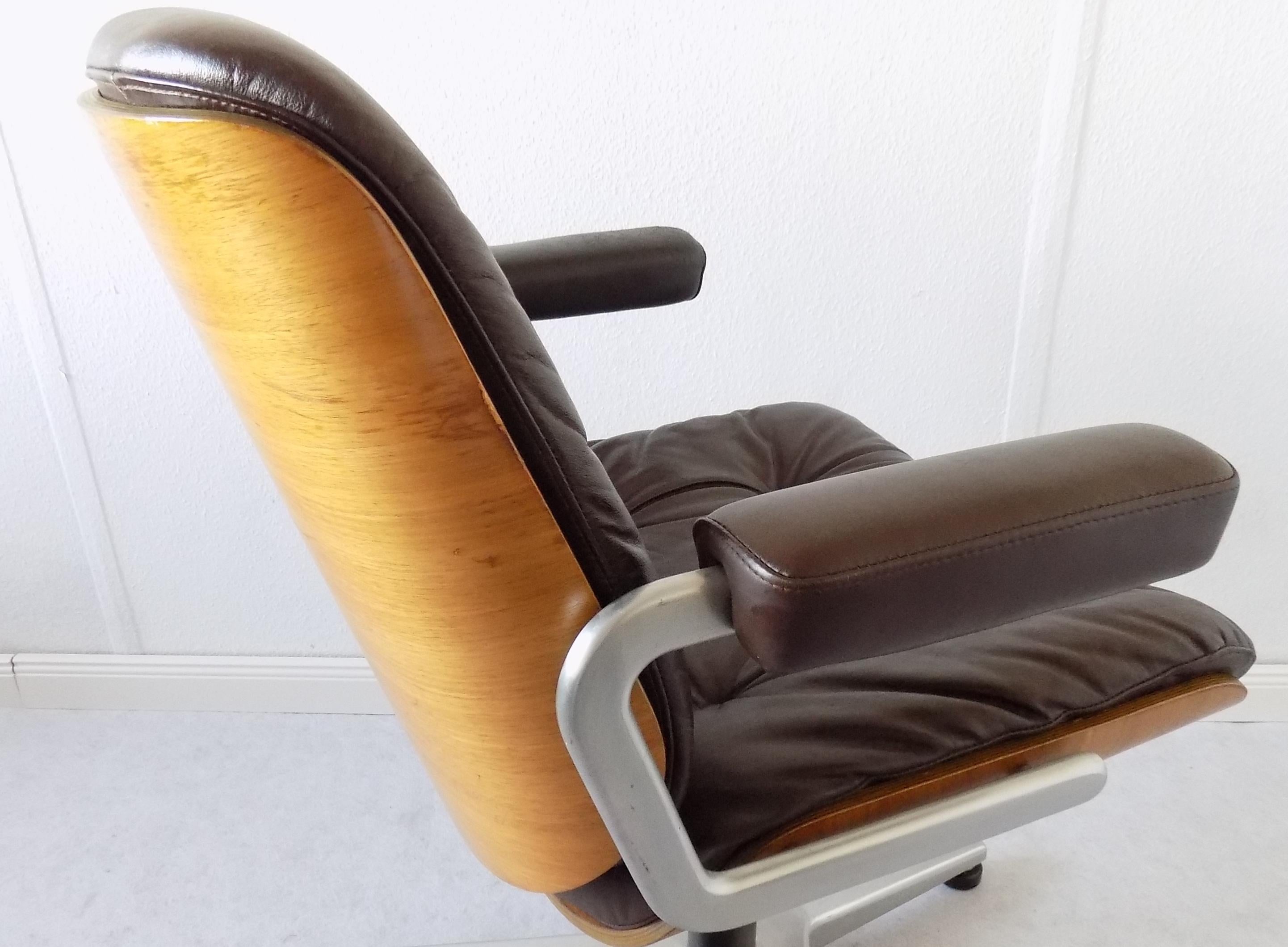 Stoll Giroflex Leather Office Chair by Karl Ditter, Mid-Century Modern, Swivel For Sale 9