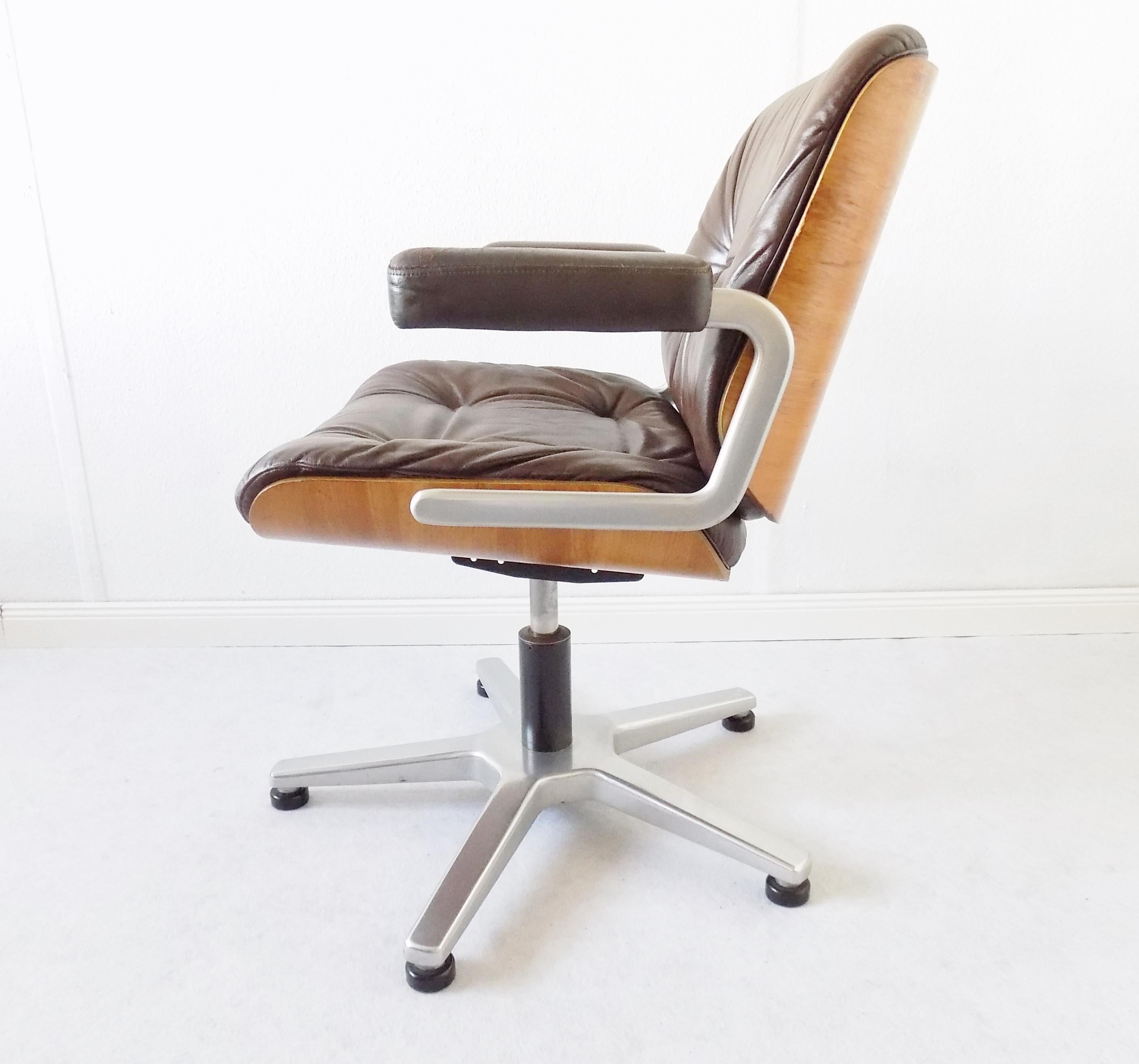 Stoll Giroflex Leather Office Chair by Karl Ditter, Mid-Century Modern, Swivel For Sale 2