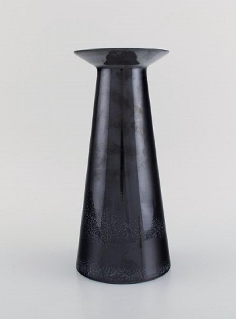 Autrichien Quatre vases en verre d'art noir de Stlzle-Oberglas, Autriche, Beatrice et Nora en vente