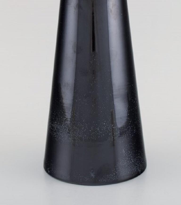 Verre d'art Quatre vases en verre d'art noir de Stlzle-Oberglas, Autriche, Beatrice et Nora en vente