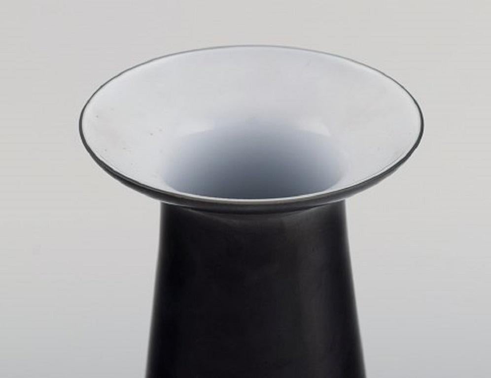 Stölzle-Oberglas, Austria, Three Beatrice and Nora Vases in Black Art Glass In Good Condition For Sale In Copenhagen, DK