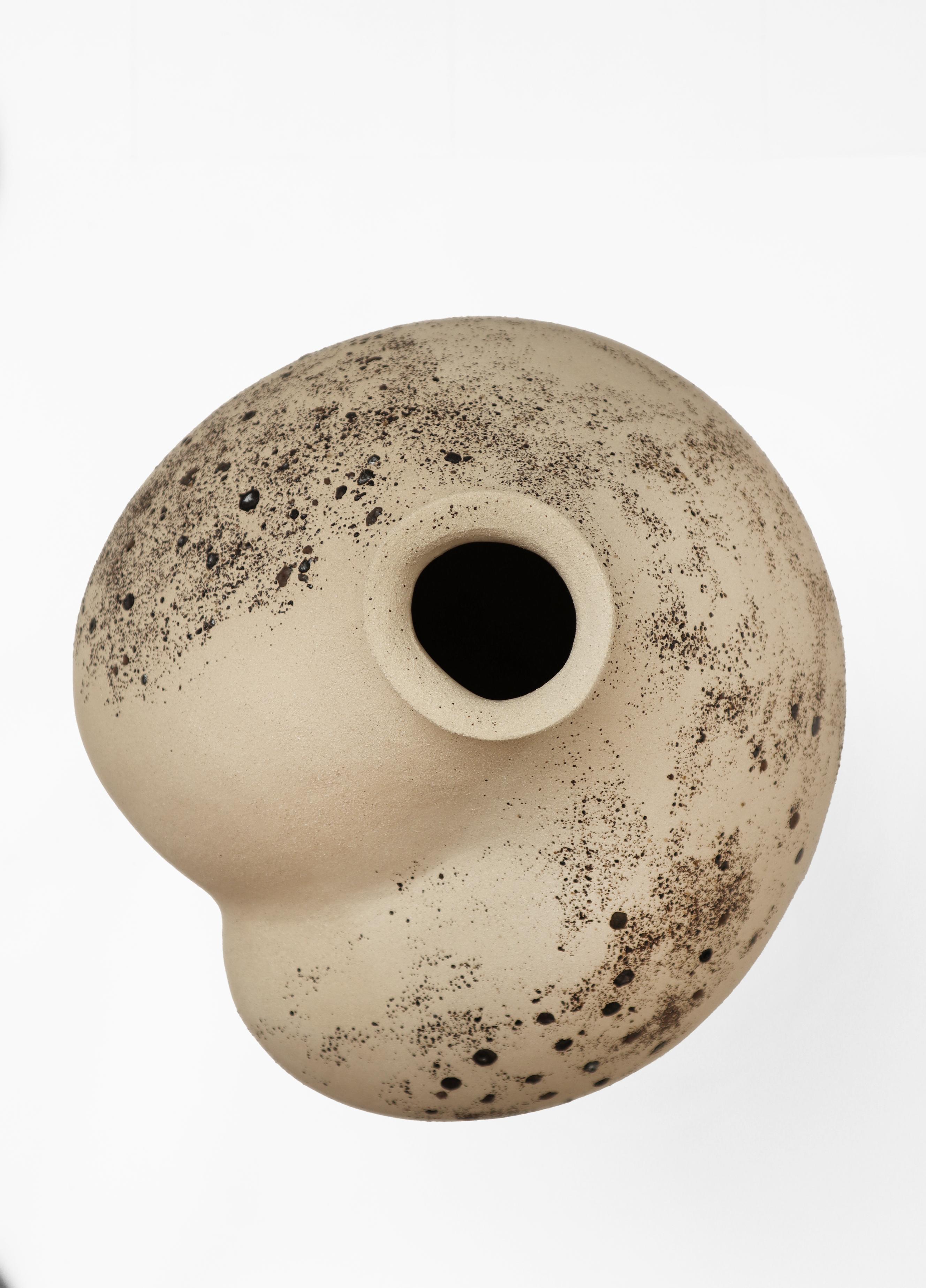 Stomata 13 Vase by Anna Karountzou For Sale 4