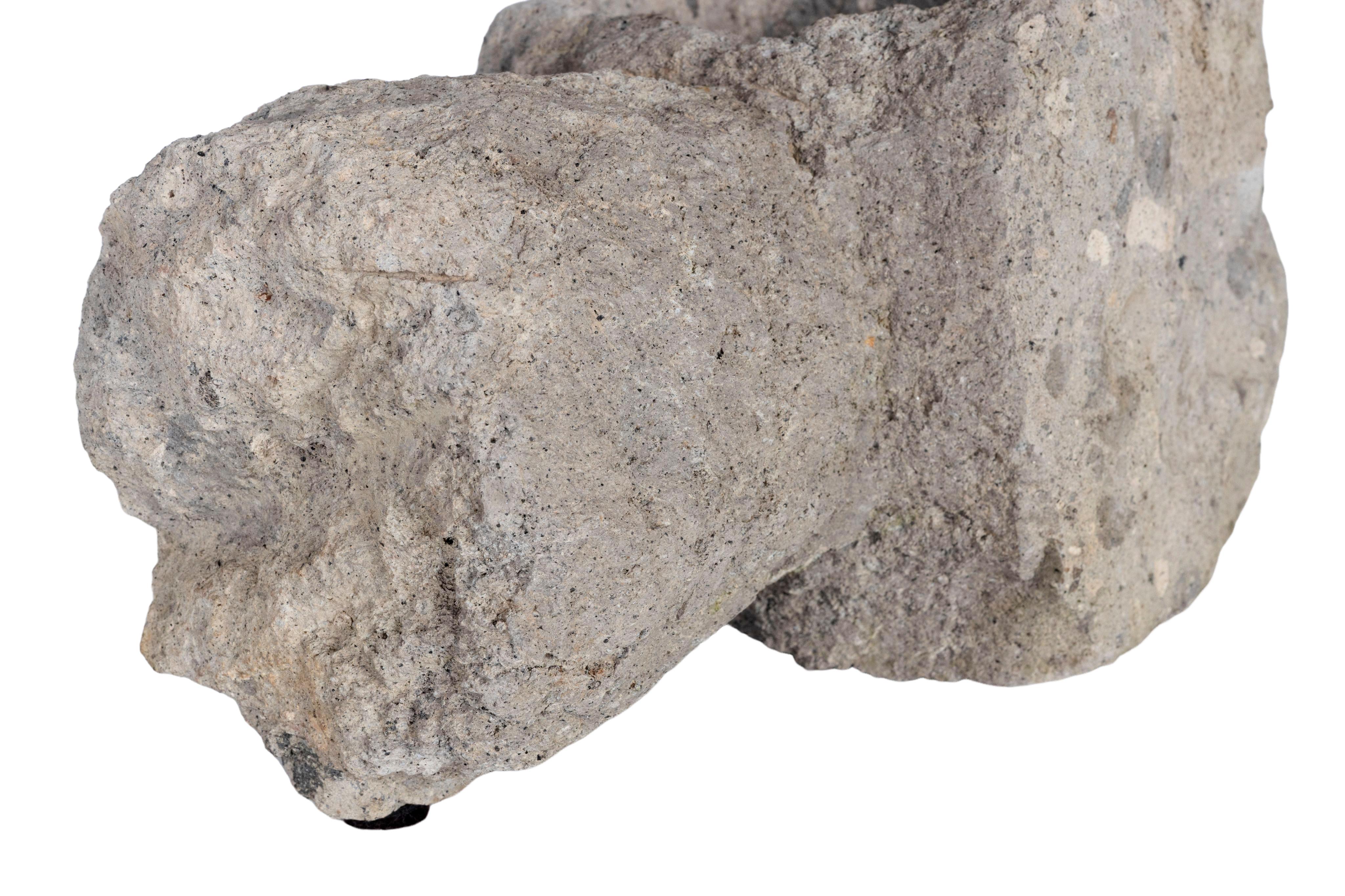 Stone Accessory Primitive 18th Century In Good Condition For Sale In Dallas, TX