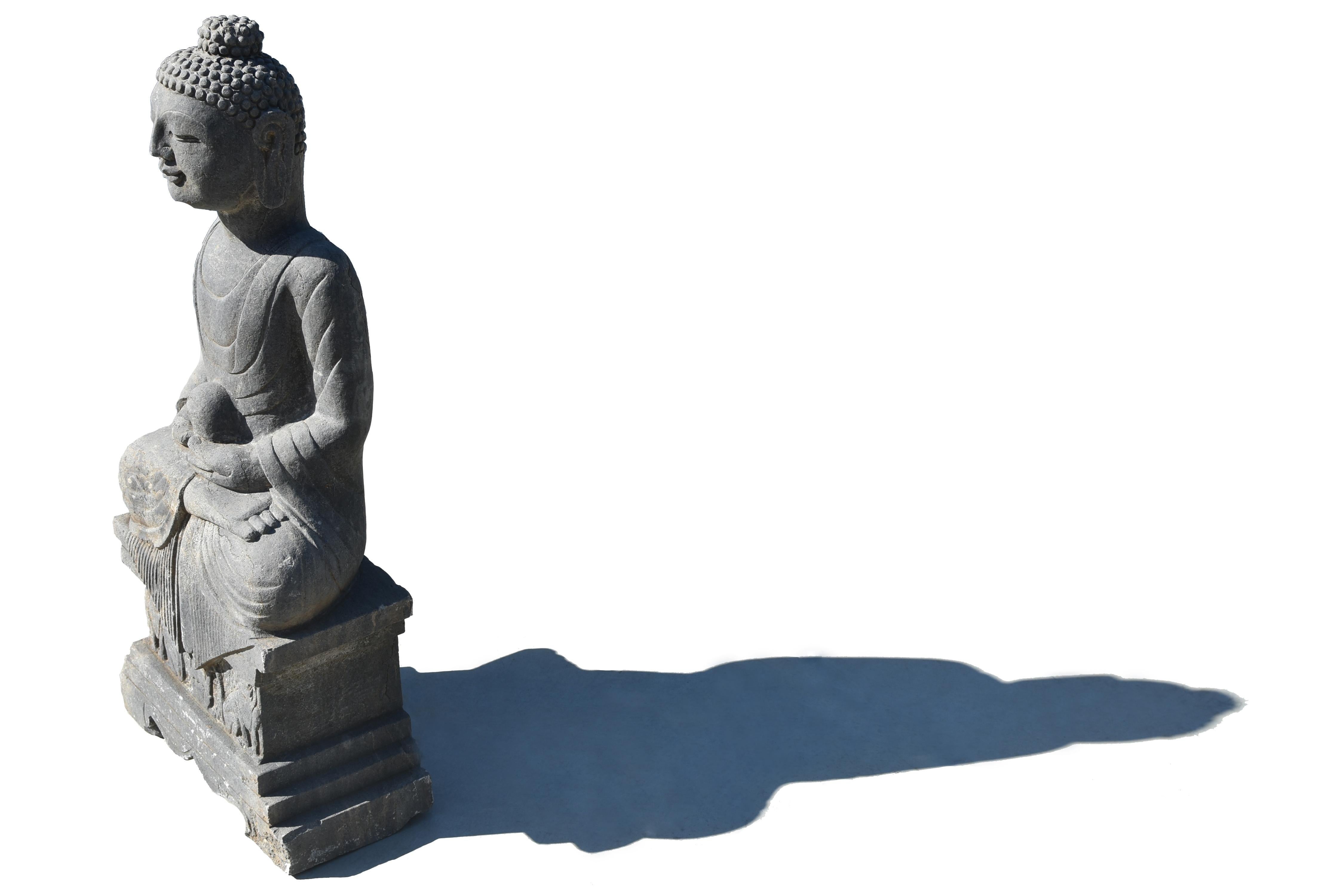 Buddha- Amitabha-Statue aus Stein im Angebot 3