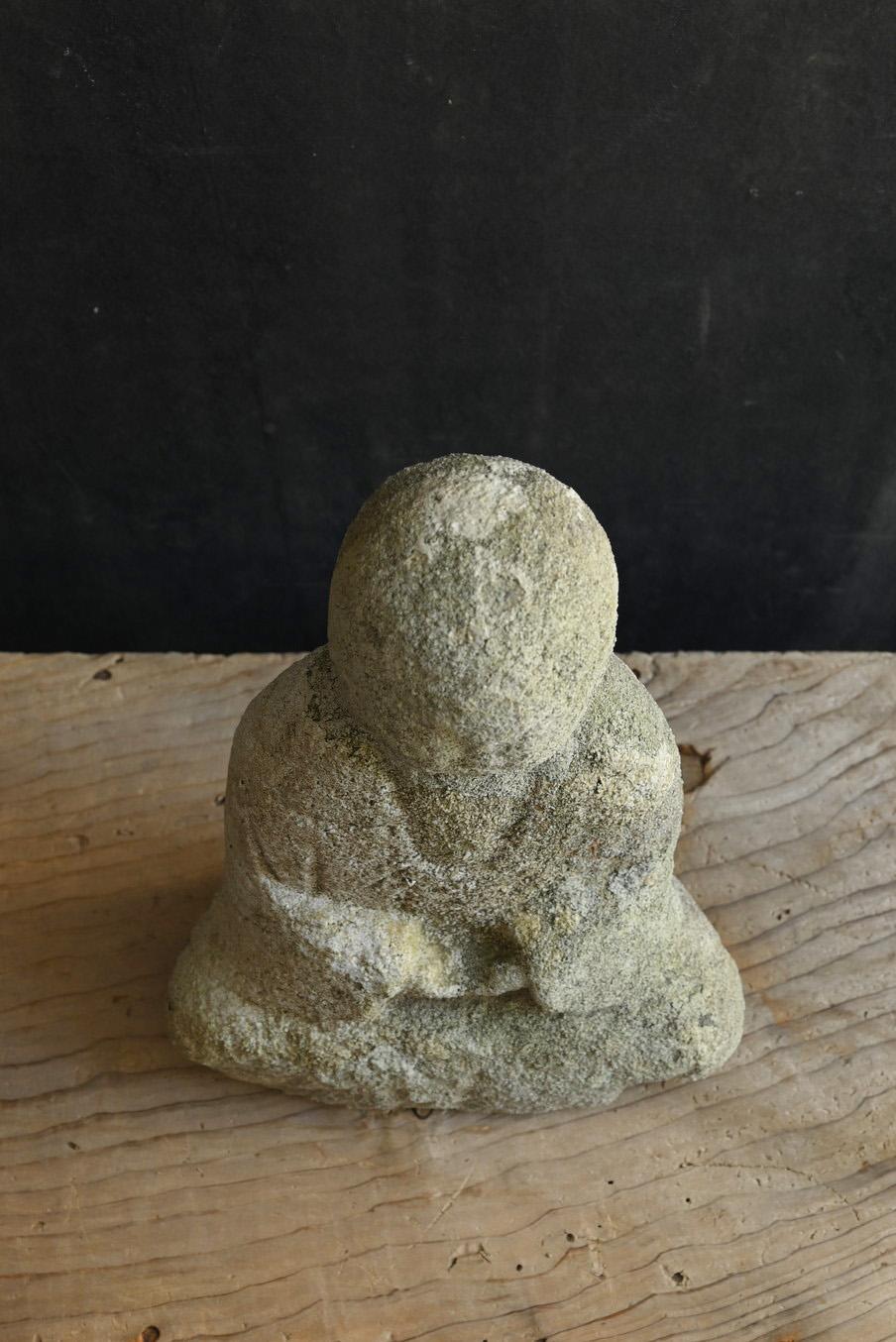 Buddha di pietra del periodo Edo nella Prefettura di Niigata, Giappone / 17-19° secolo in vendita 5