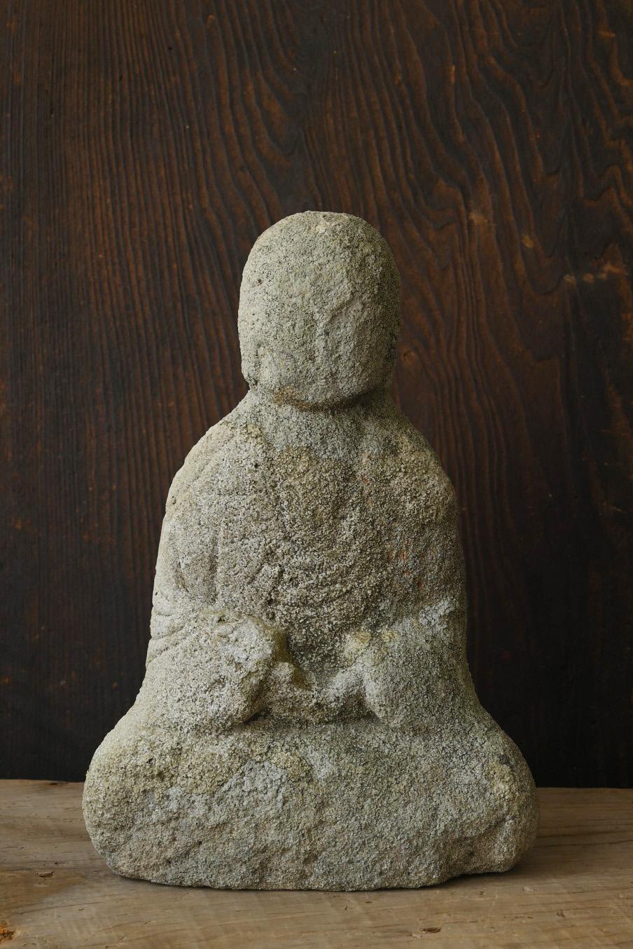 Buddha di pietra del periodo Edo nella Prefettura di Niigata, Giappone / 17-19° secolo in vendita 7