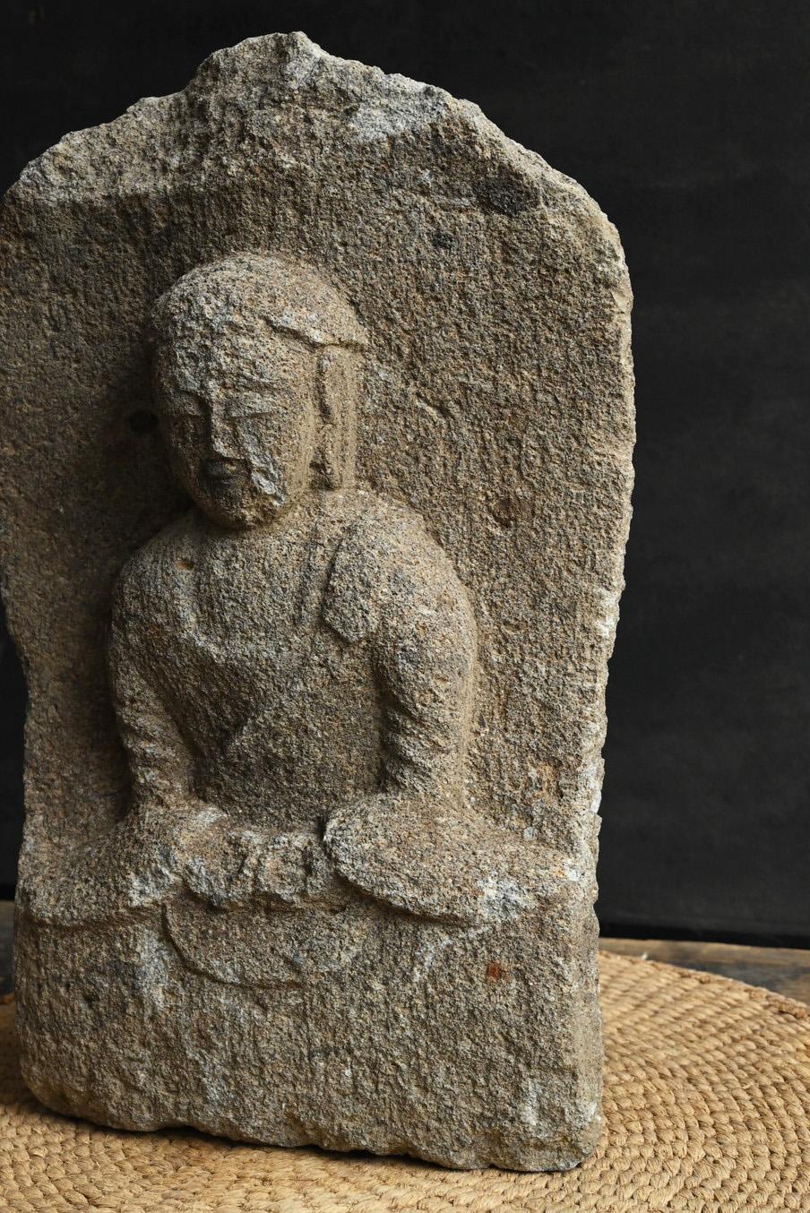 Buddha di pietra del periodo Edo in Giappone/1700-1850/ statua seduta di Tathagata in vendita 1