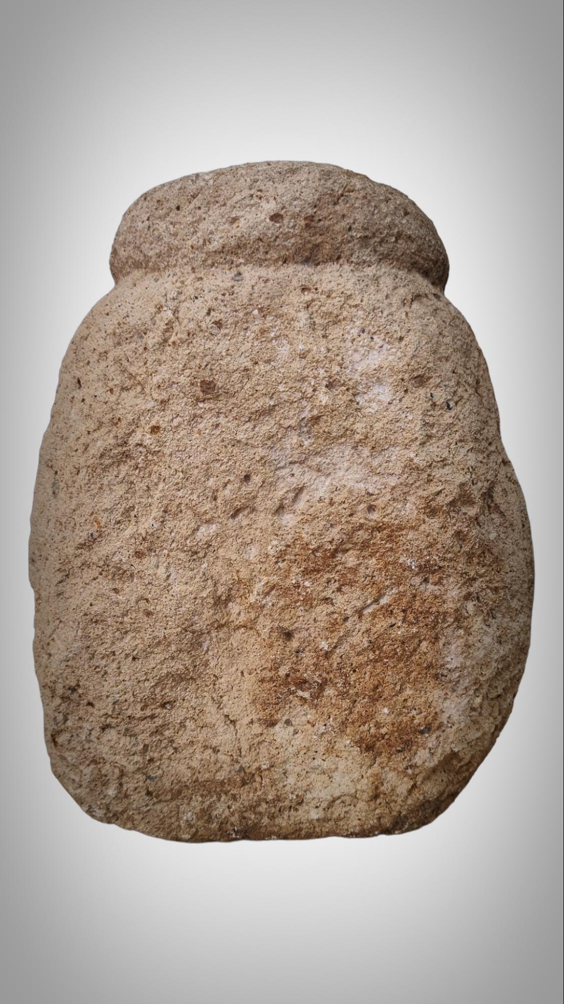 Stone Carved Anthropomorphic Sculpture From The Recuay Culture Peru 400bc-400ac In Good Condition For Sale In Madrid, ES