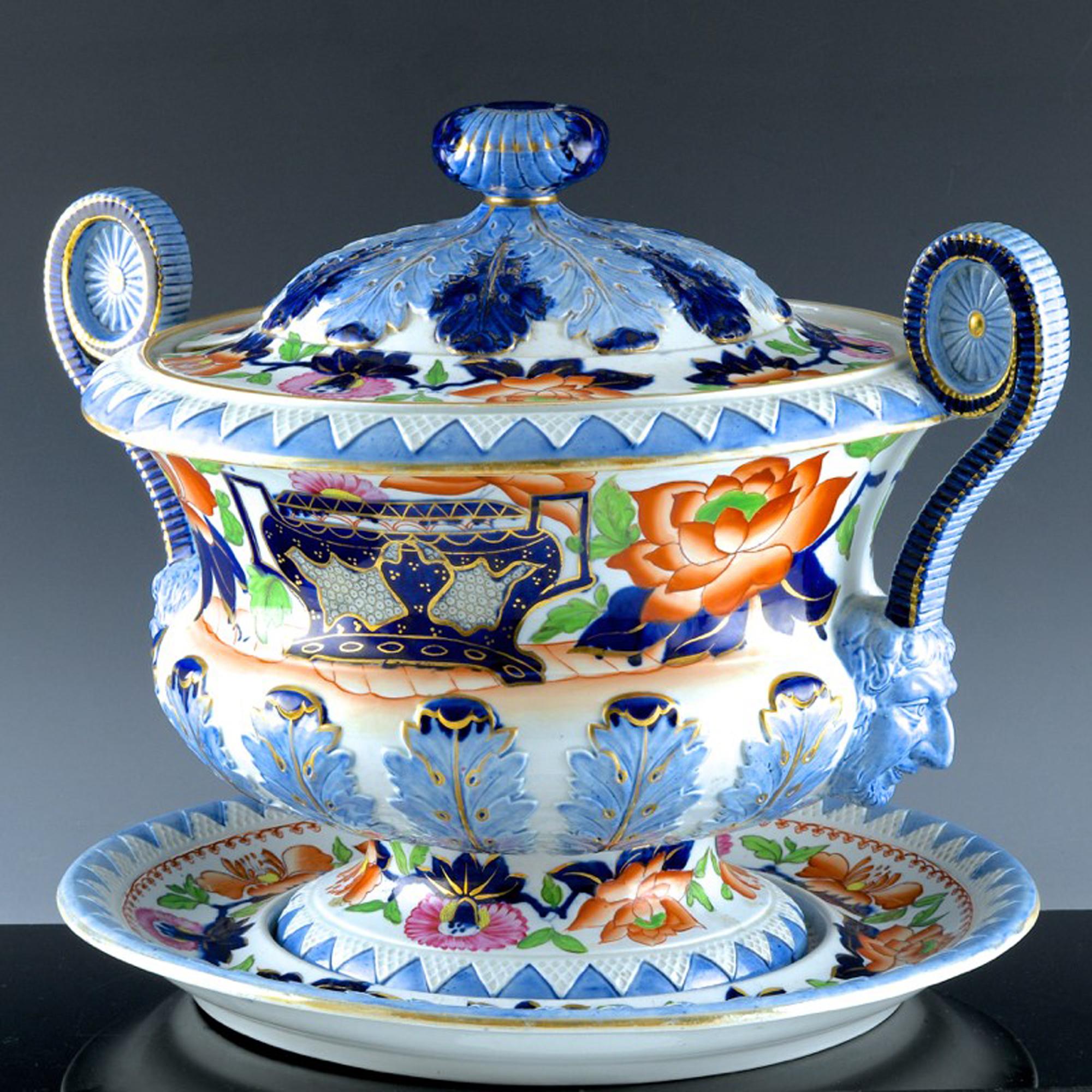 Stone China Large Soup Tureen, Cover and Stand, Hicks & Meigh, circa 1810-1820 3