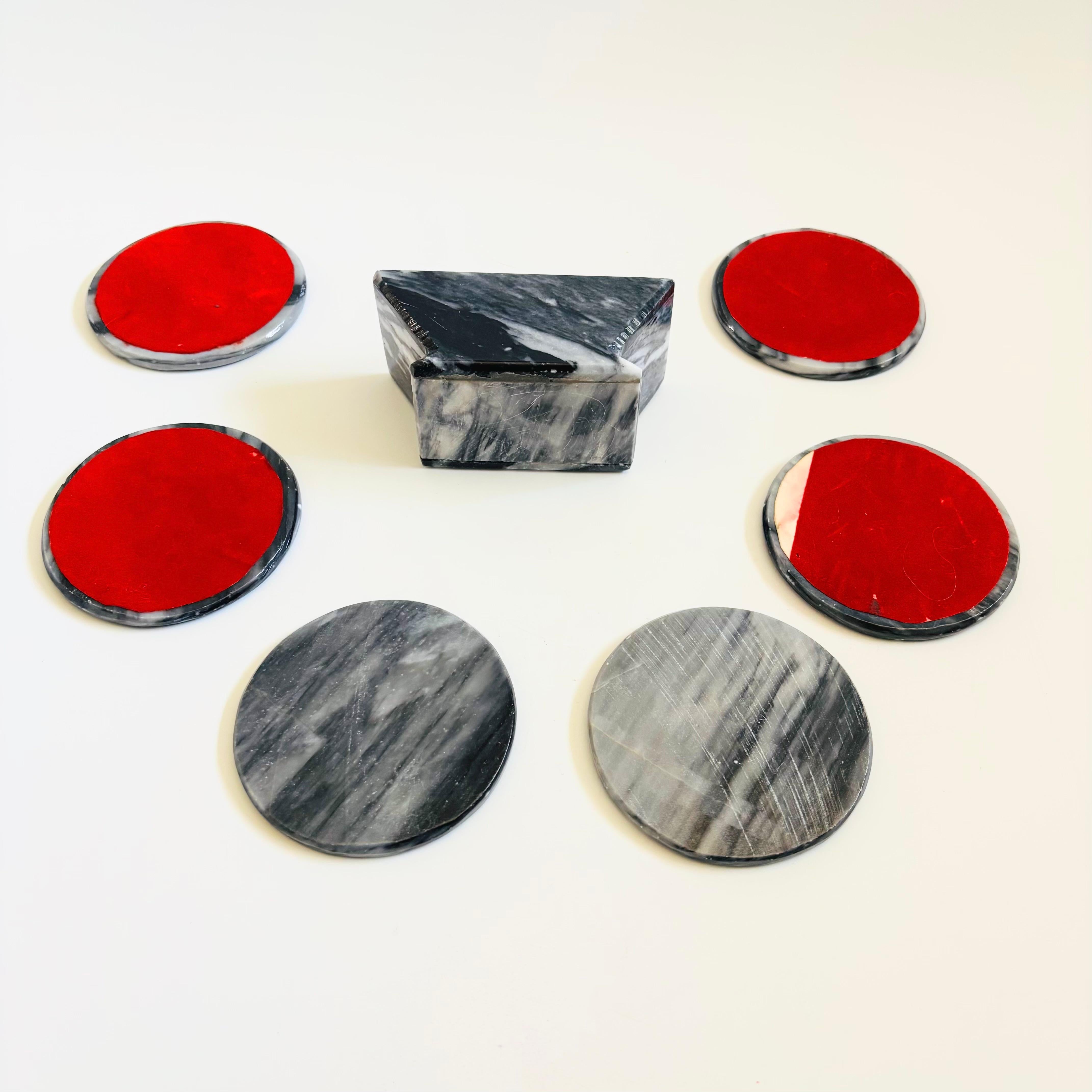Stone Coaster Set - Set of 6 Coasters in Holder im Angebot 4