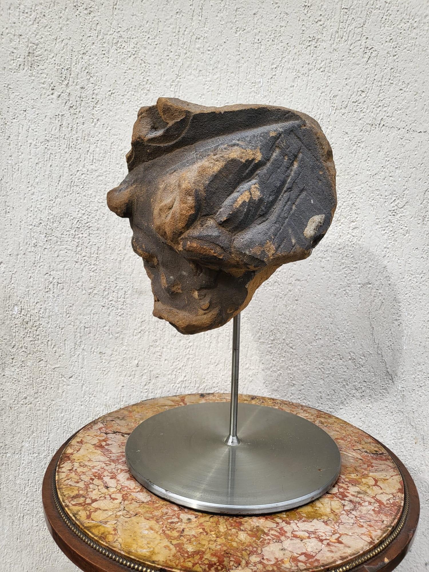 Stone Head Sculpture, United Kingdom, XVIIth Century For Sale 2