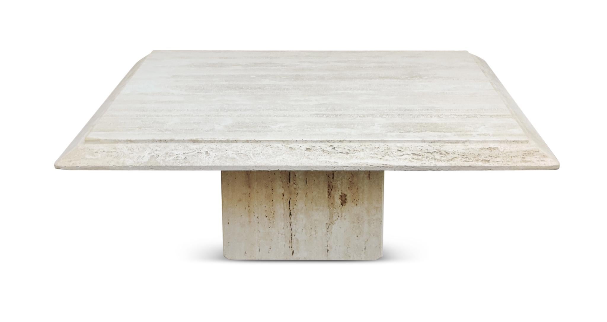 Postmoderne Table basse, console, tables d'appoint en marbre travertin italien Stone International, Trio en vente