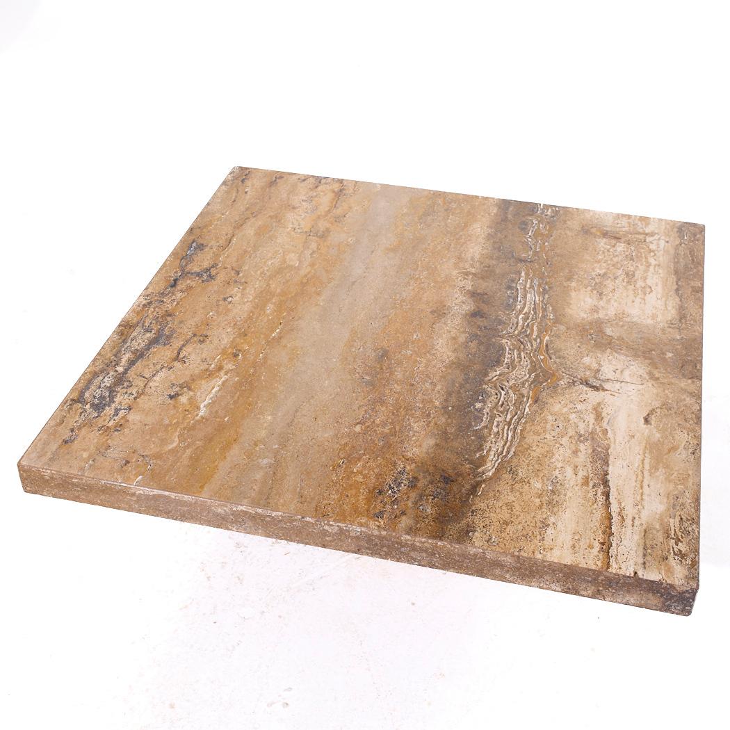 Stone International Table à café en marbre du milieu du siècle dernier en vente 1