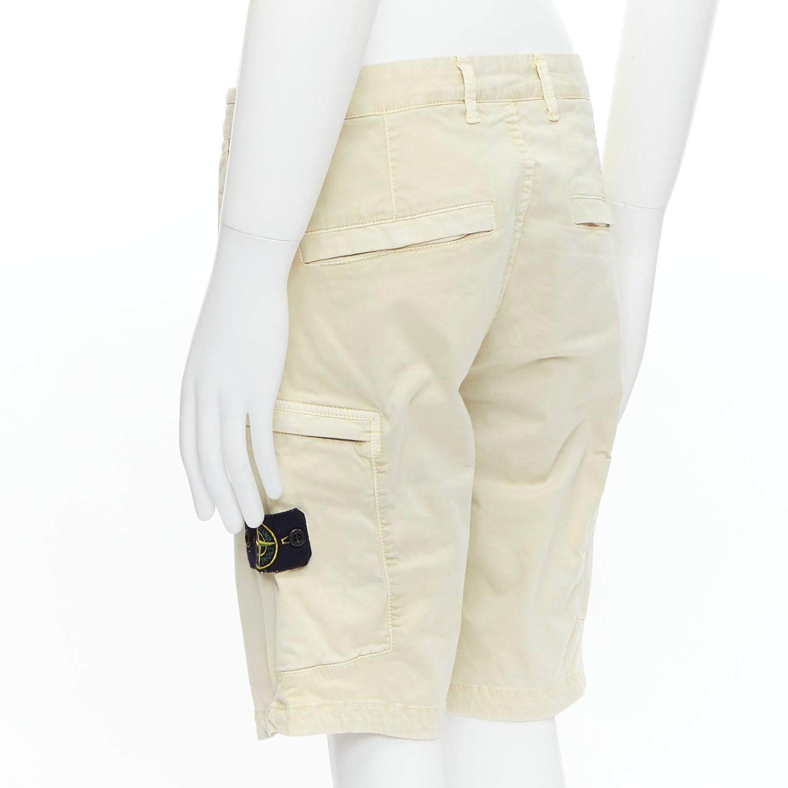 Short STONE ISLAND 2020 en coton mélangé lavé à la pierre avec logo patch 30