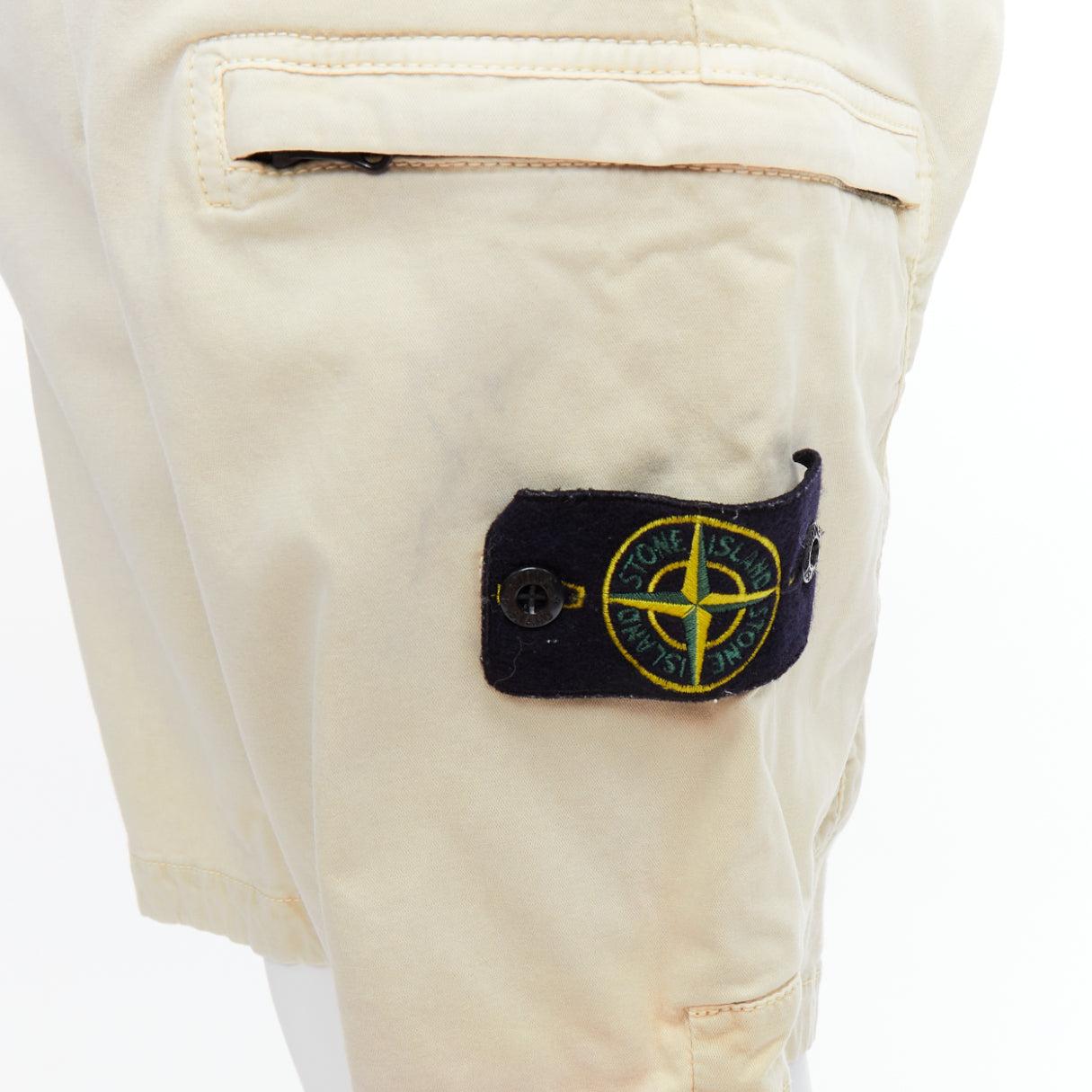 Short STONE ISLAND 2020 en coton mélangé lavé à la pierre avec logo patch 30