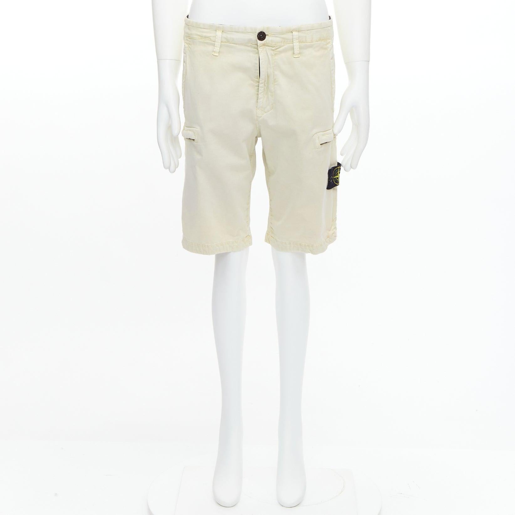 Short STONE ISLAND 2020 en coton mélangé lavé à la pierre avec logo patch 30