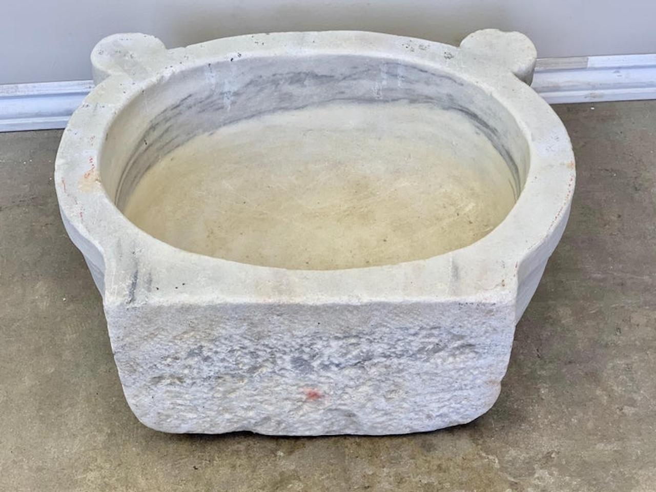 Début du 20ème siècle Vase/évier italien en pierre, vers 1900 en vente