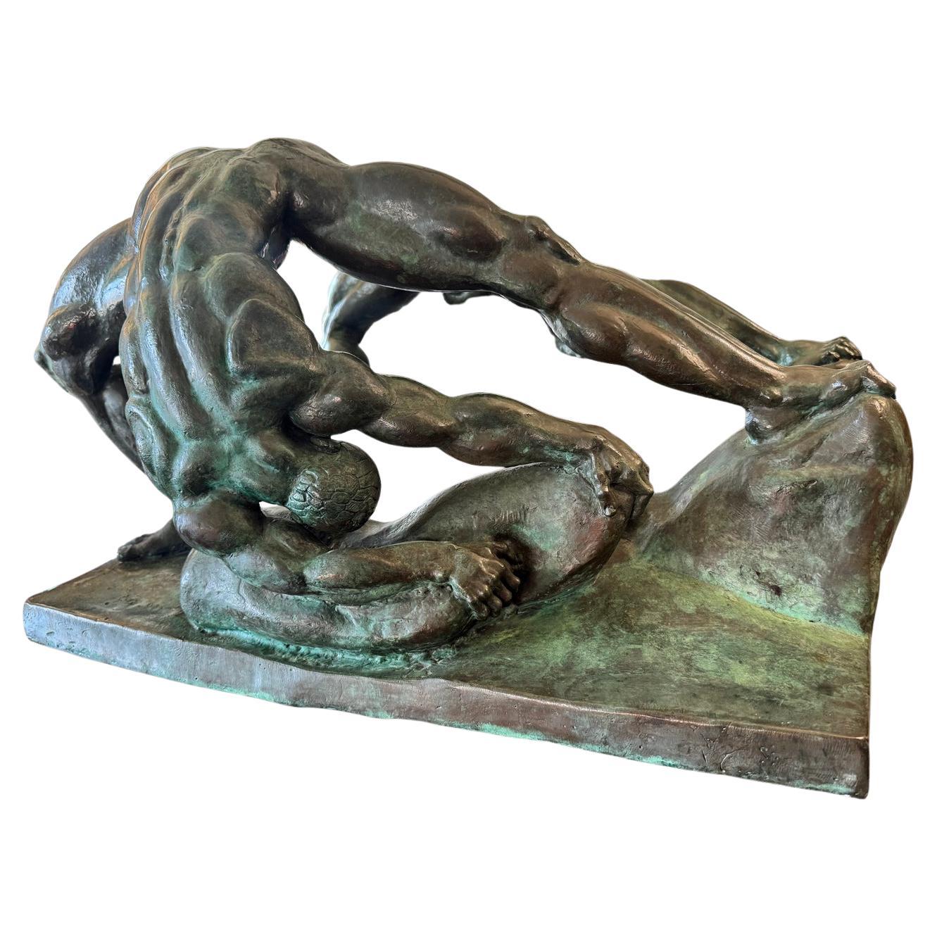 "Stone Lifter", audace e monumentale scultura in bronzo Art Deco con nudo maschile in vendita