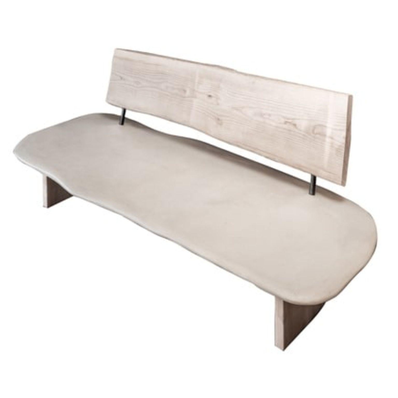 Menaggio bench by Studio Emblématique
Dimensions: W 200 x D 75 x H 33 cm
Materials: Stonegrain seet, oakwood back and legs


Pushing the boundaries, going the extra mile to find the extraordinary piece that defines the space. Embracing