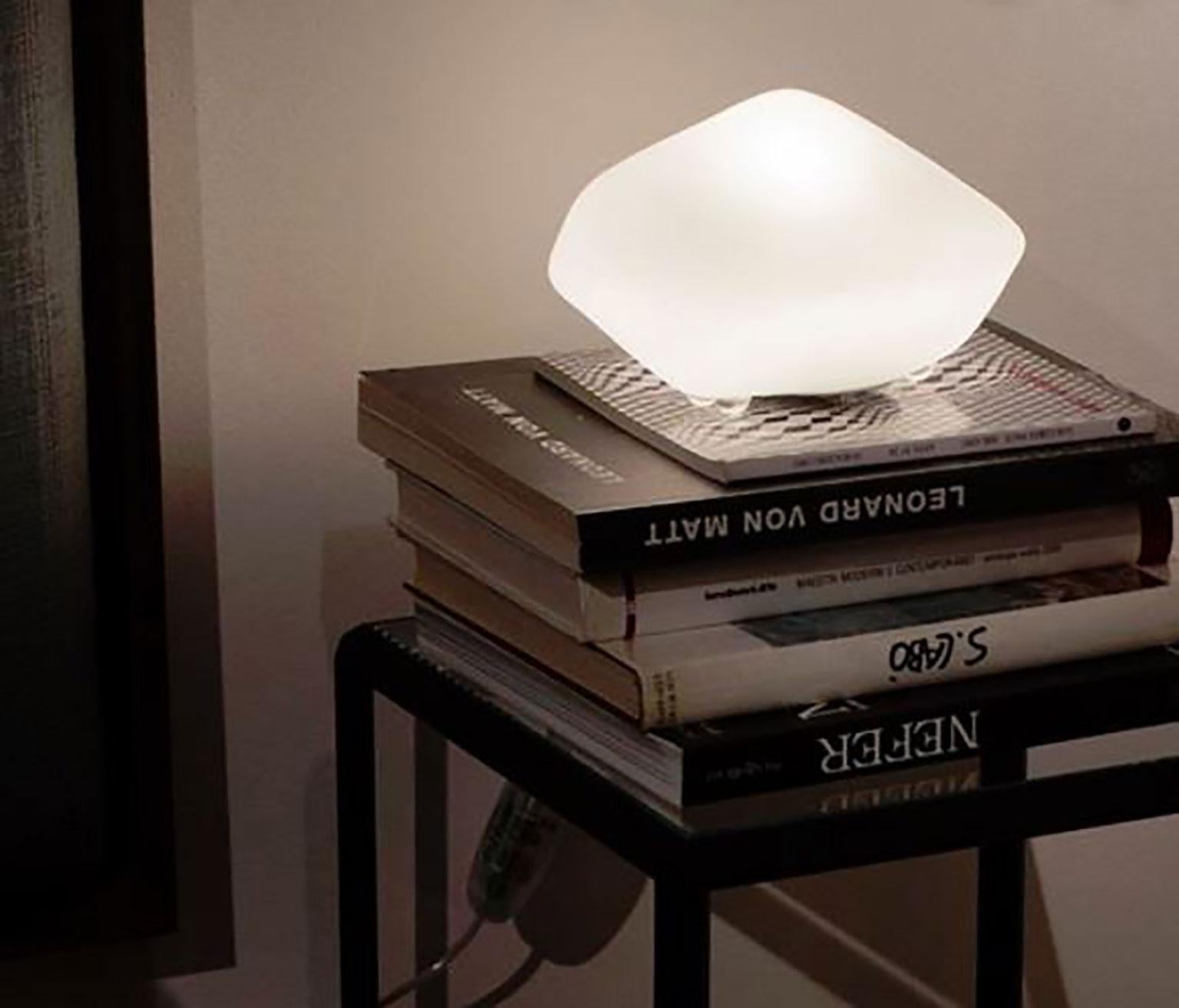 Verre brun Lampe de bureau Stone of Glass par Marta Laudani & Marco Romanelli pour Oluce en vente