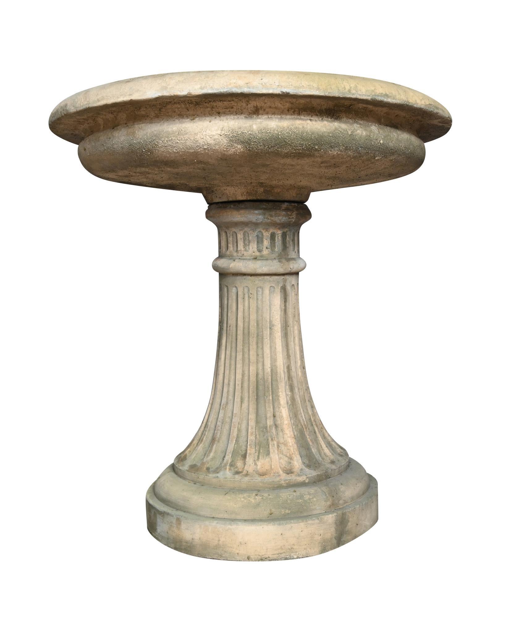 Fin du 20e siècle Urne de jardinière Pentworth Bird Bath Garden en vente