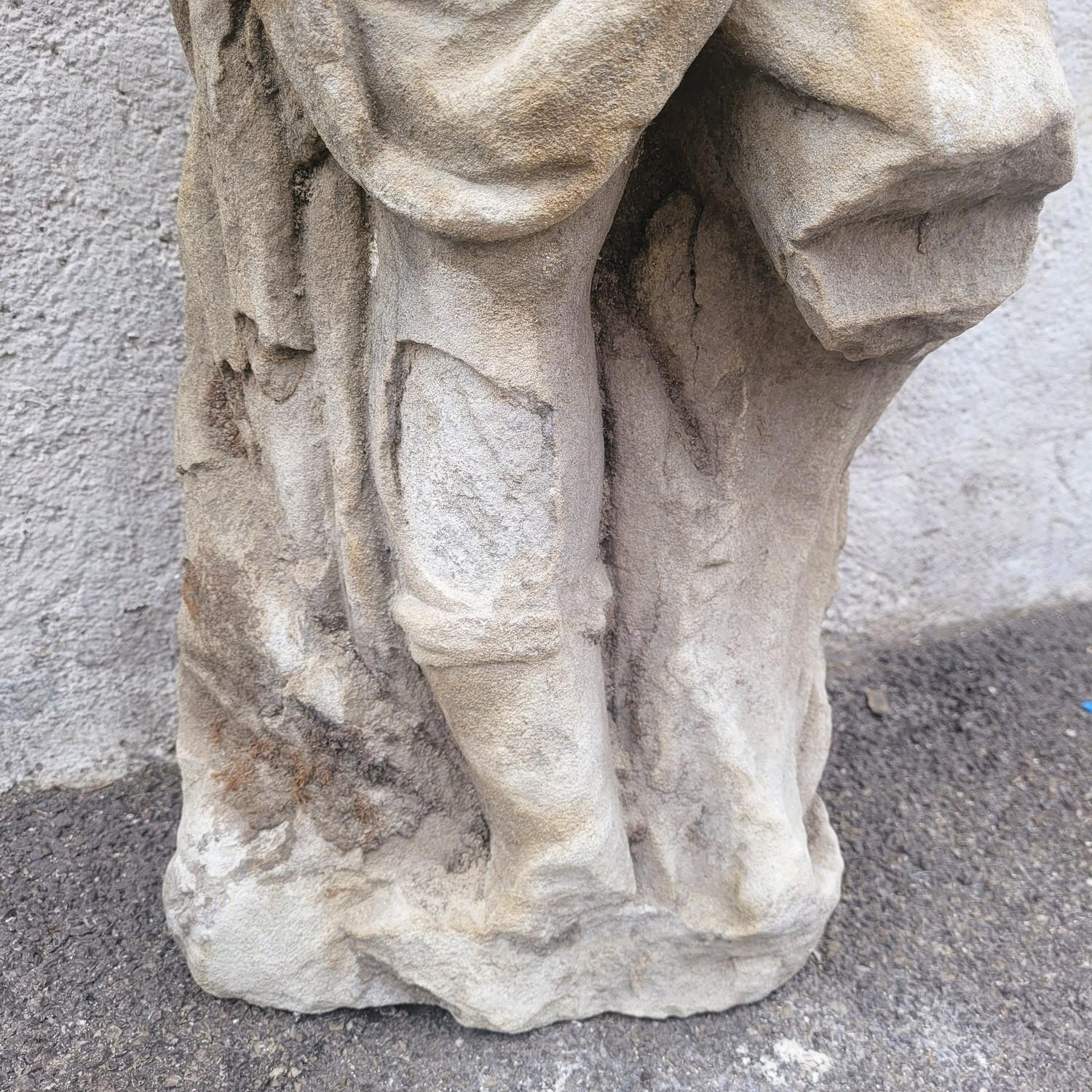 Stone Sculpture, 17th Century For Sale 3