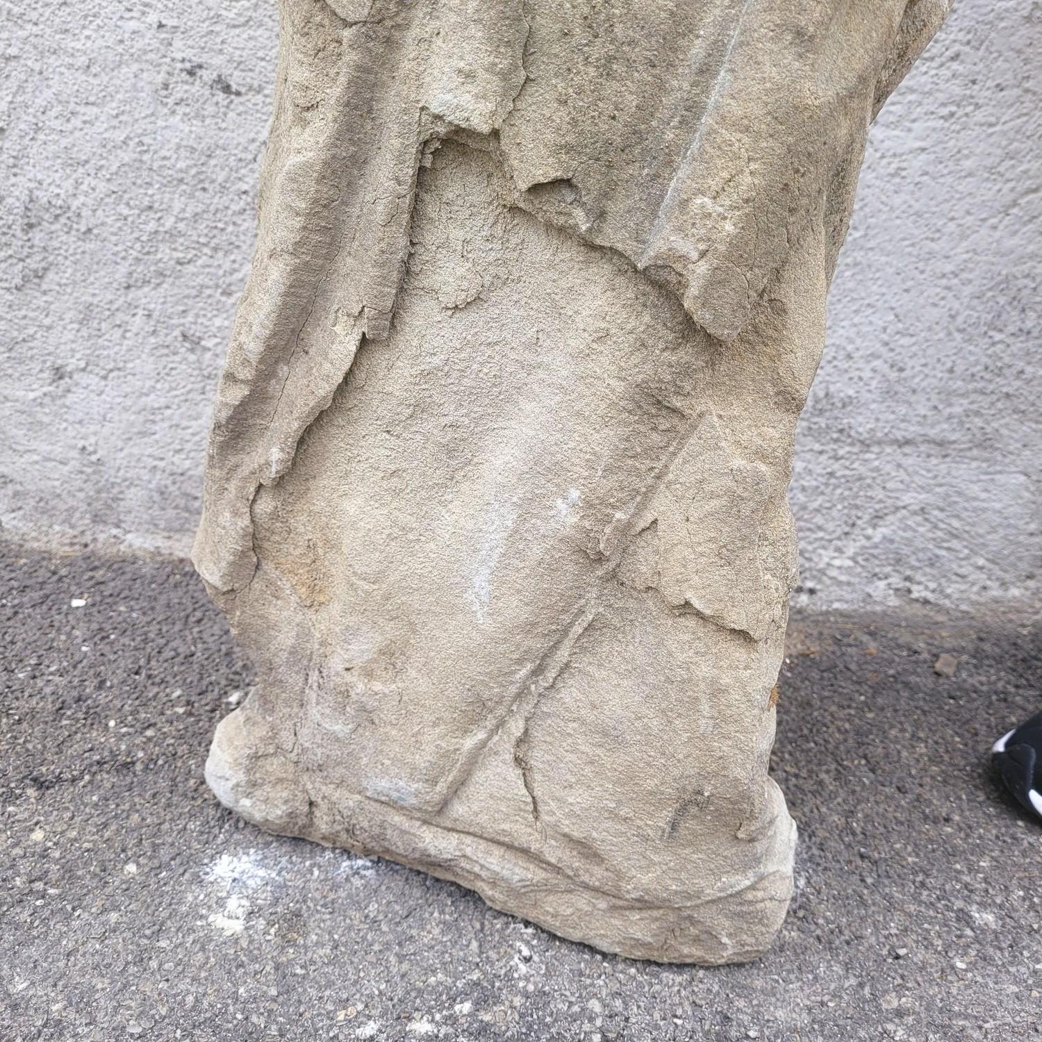 Stone Sculpture, 17th Century For Sale 7
