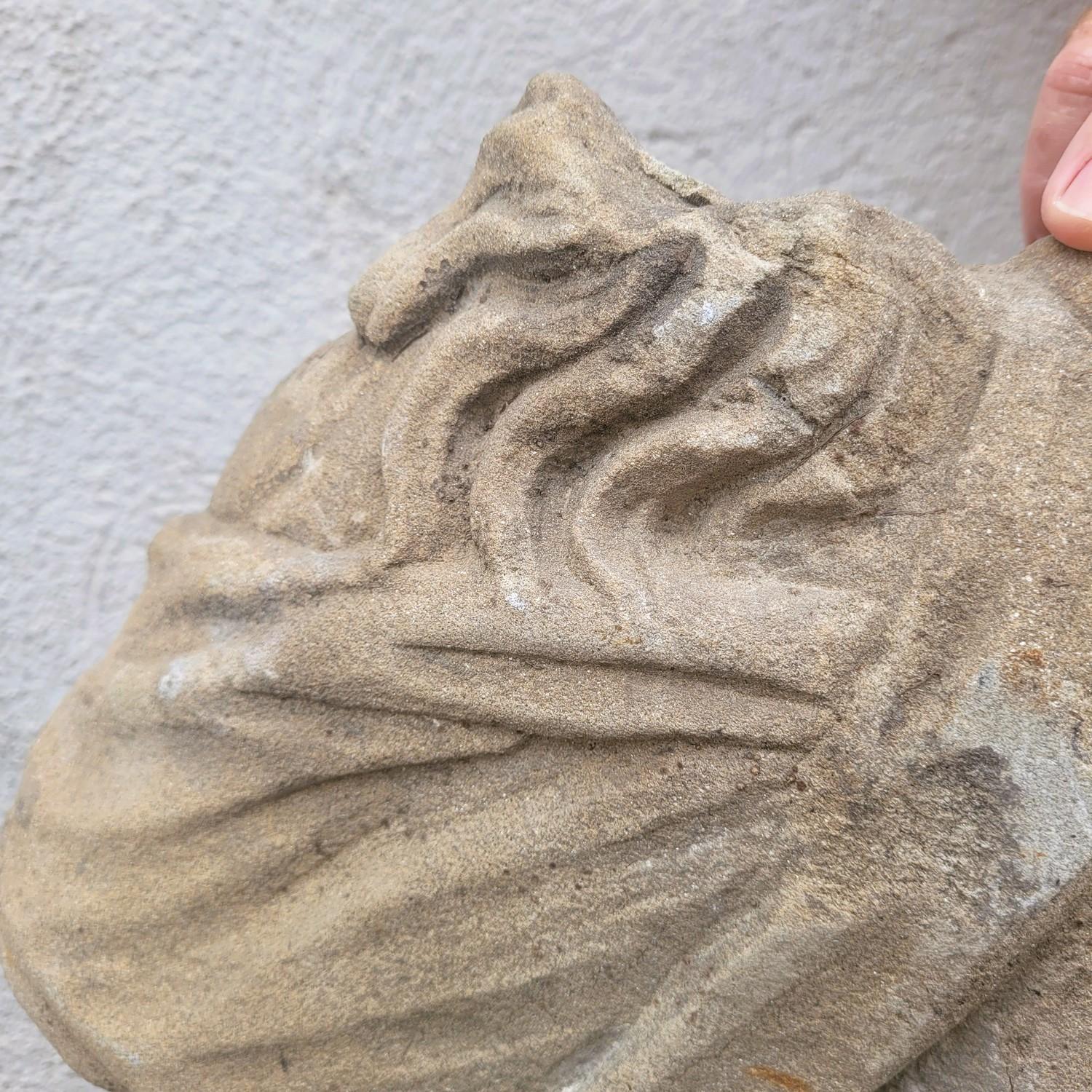 Stone Sculpture, 17th Century For Sale 8