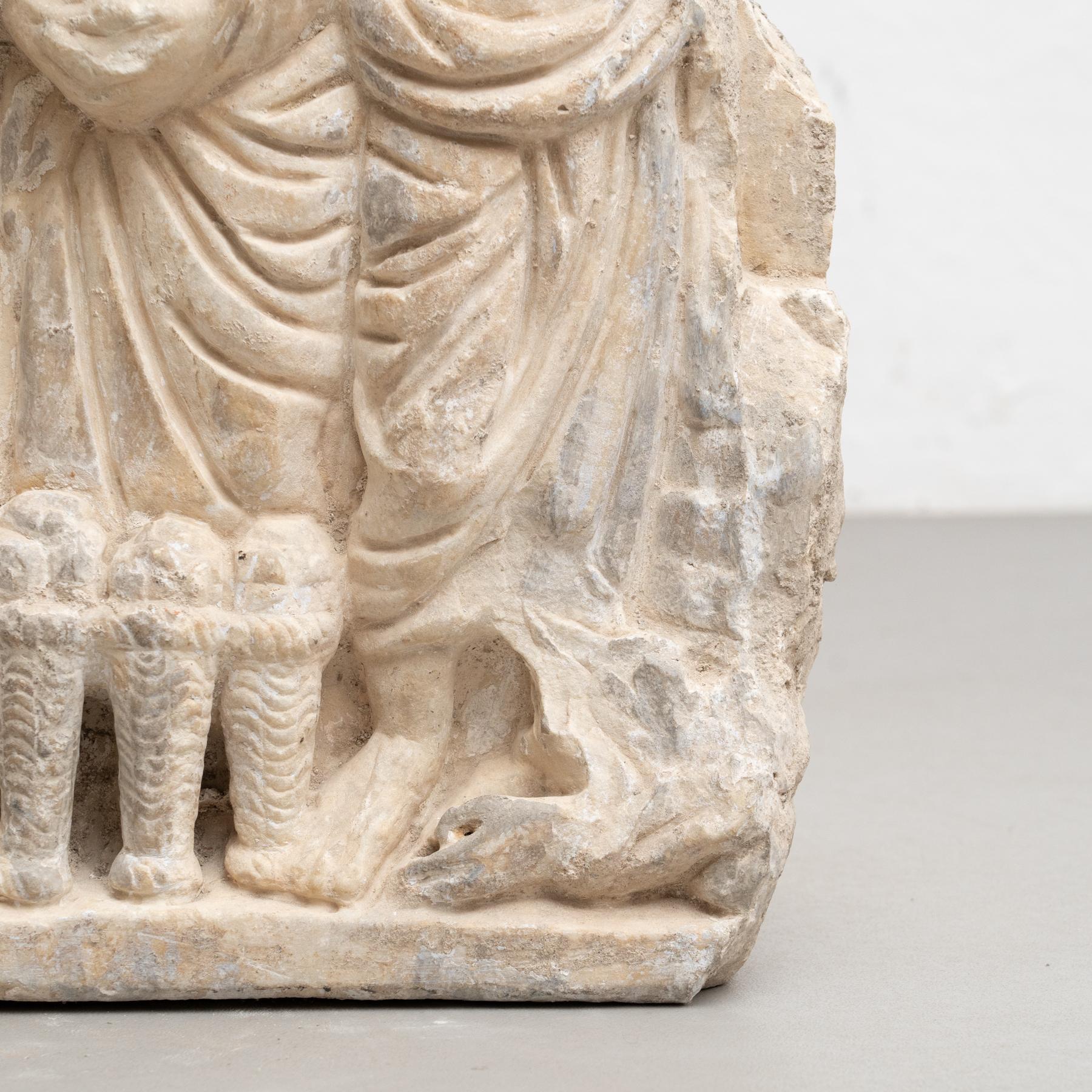 Escultura de piedra, hacia 1930 en venta 8