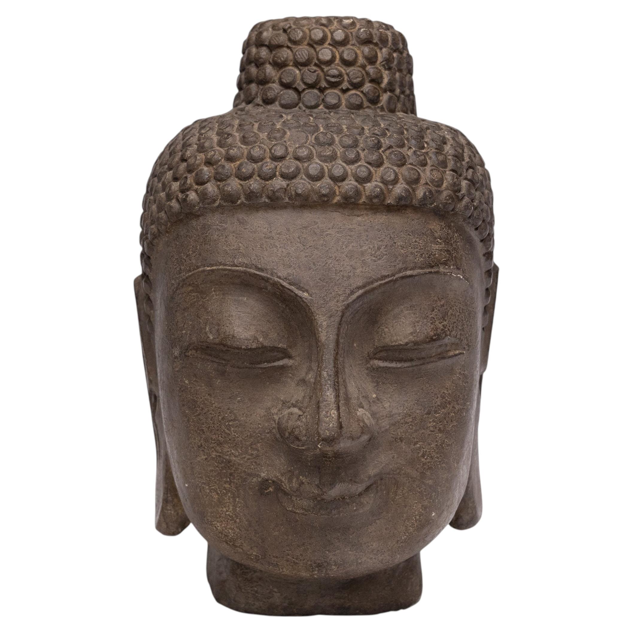 Testa di Buddha Shakyamuni in pietra