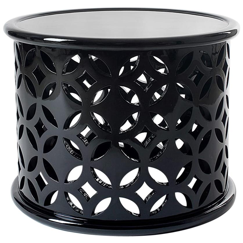 Stone Side Table in Black Lacquer Gloss For Sale