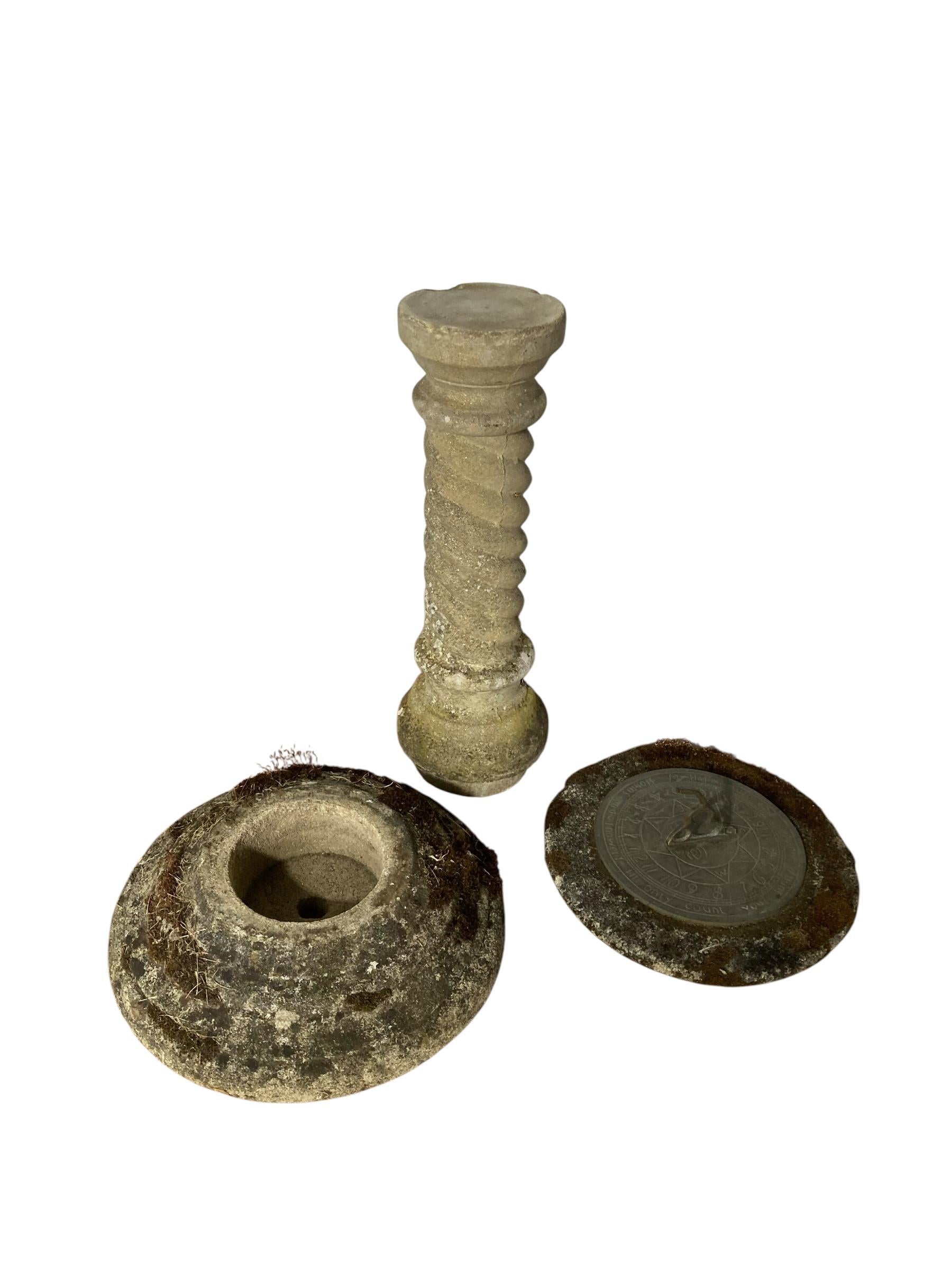 Stone Sundial with Barley Twist Stlyle Column with Natural Patina Inscribed Word In Good Condition For Sale In Bishop's Stortford, GB