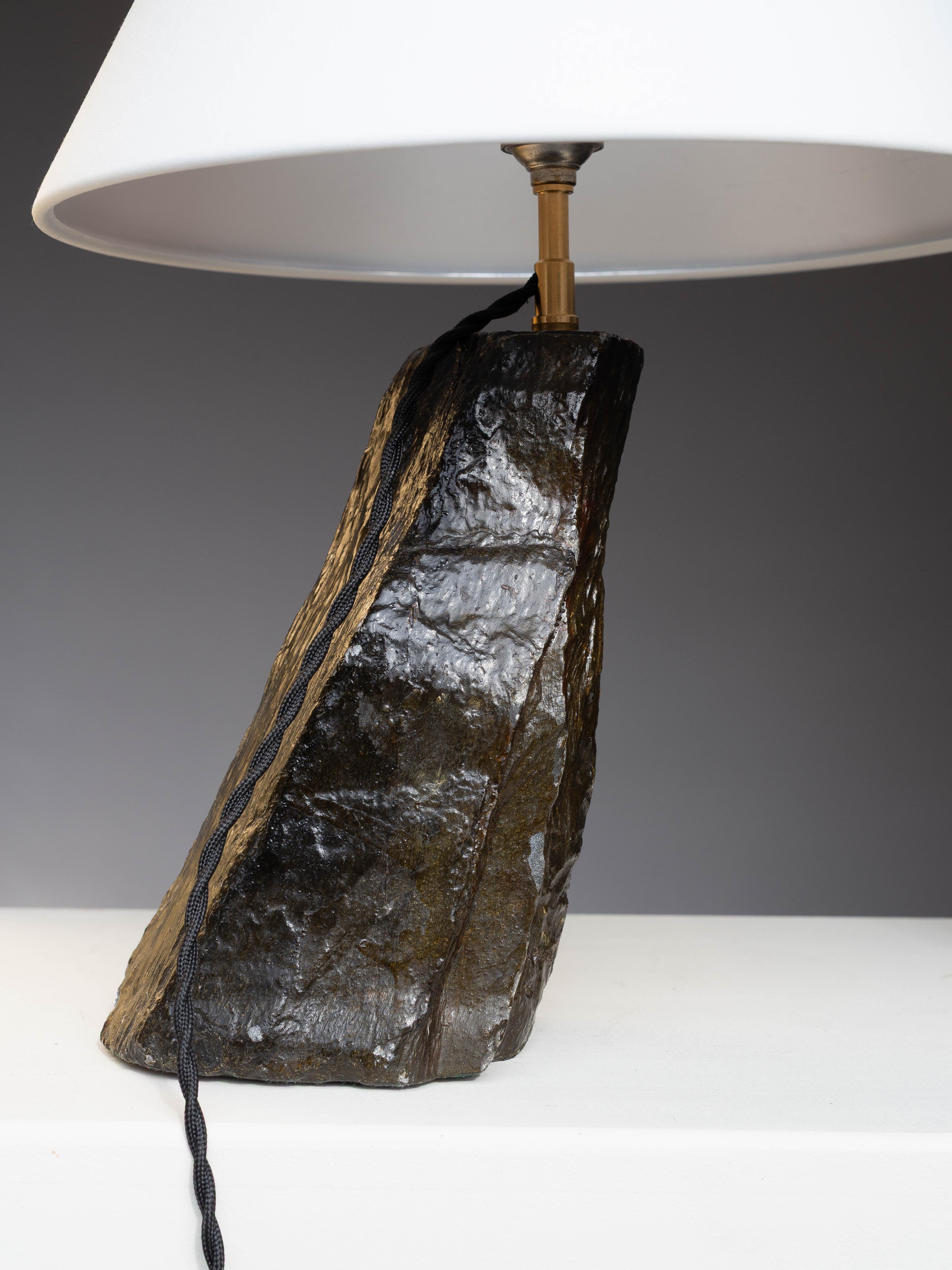 Français Stone Table Lamp - Art Deco Quartz Lamp - Jean Michel Frank Style - France 1940s en vente