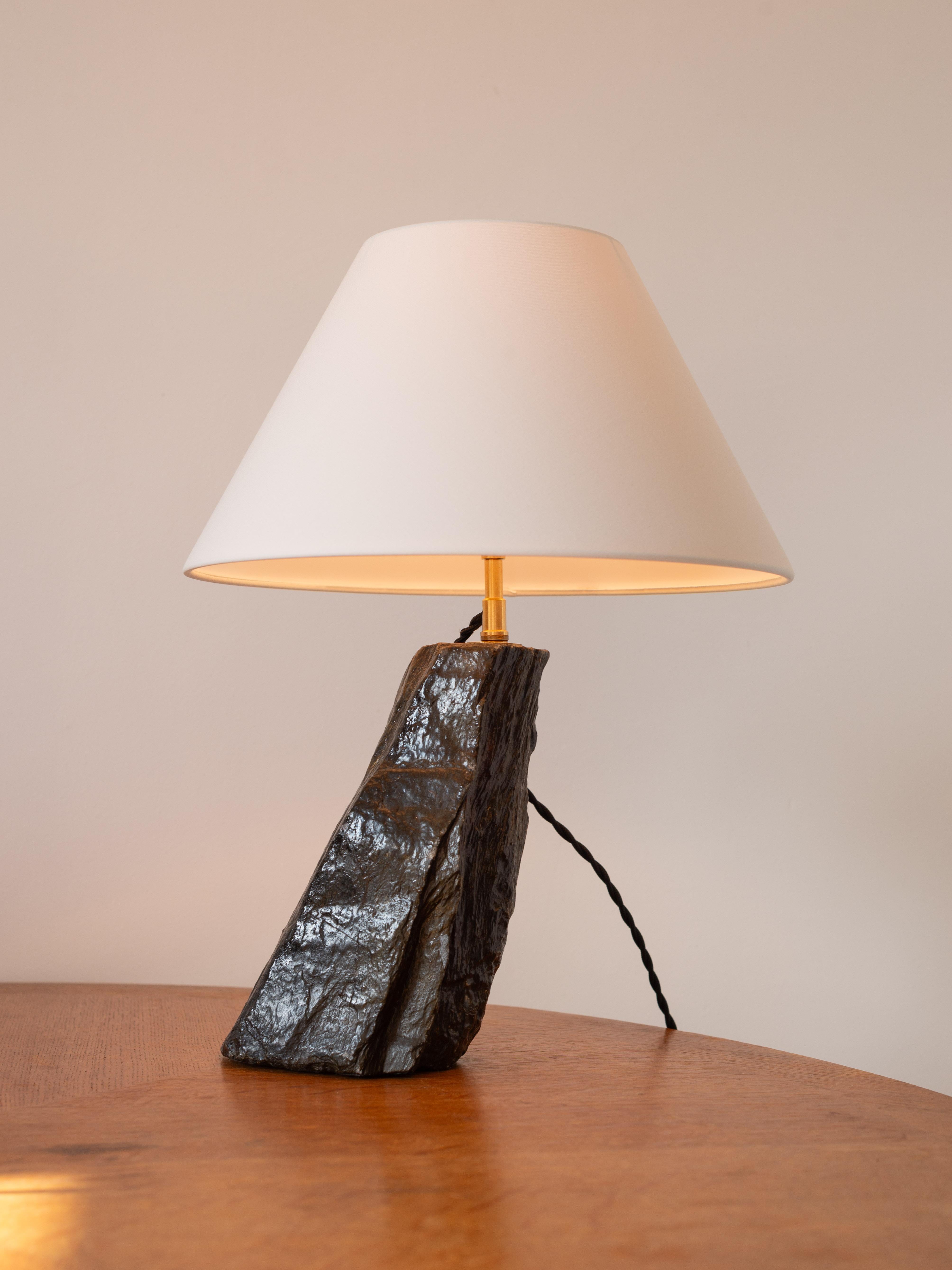 Sculpté Stone Table Lamp - Art Deco Quartz Lamp - Jean Michel Frank Style - France 1940s en vente