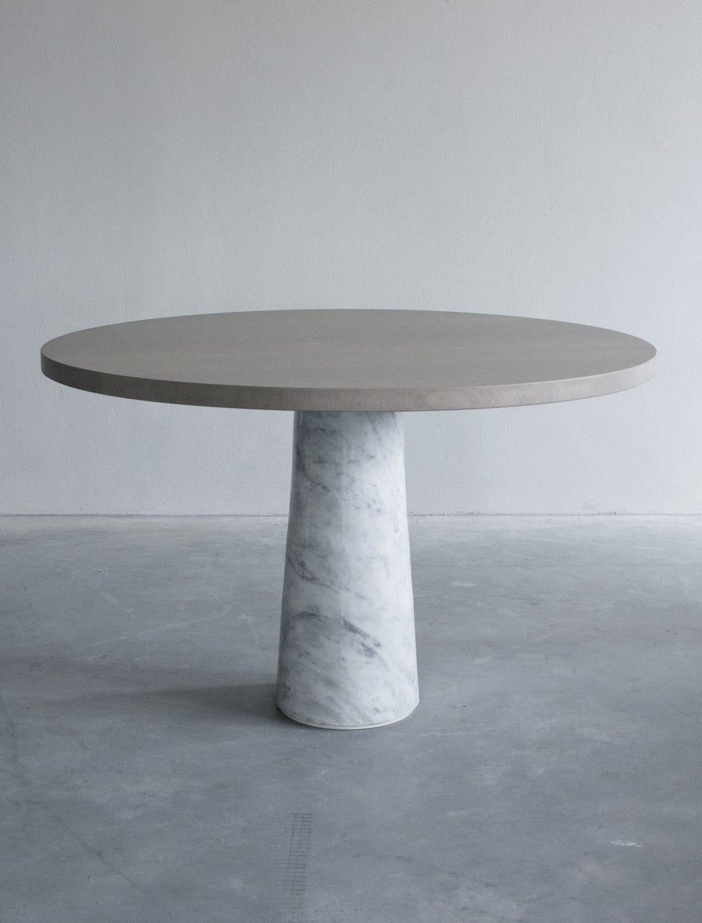Stone Table with Blue Limestone by Van Rossum In New Condition For Sale In Geneve, CH