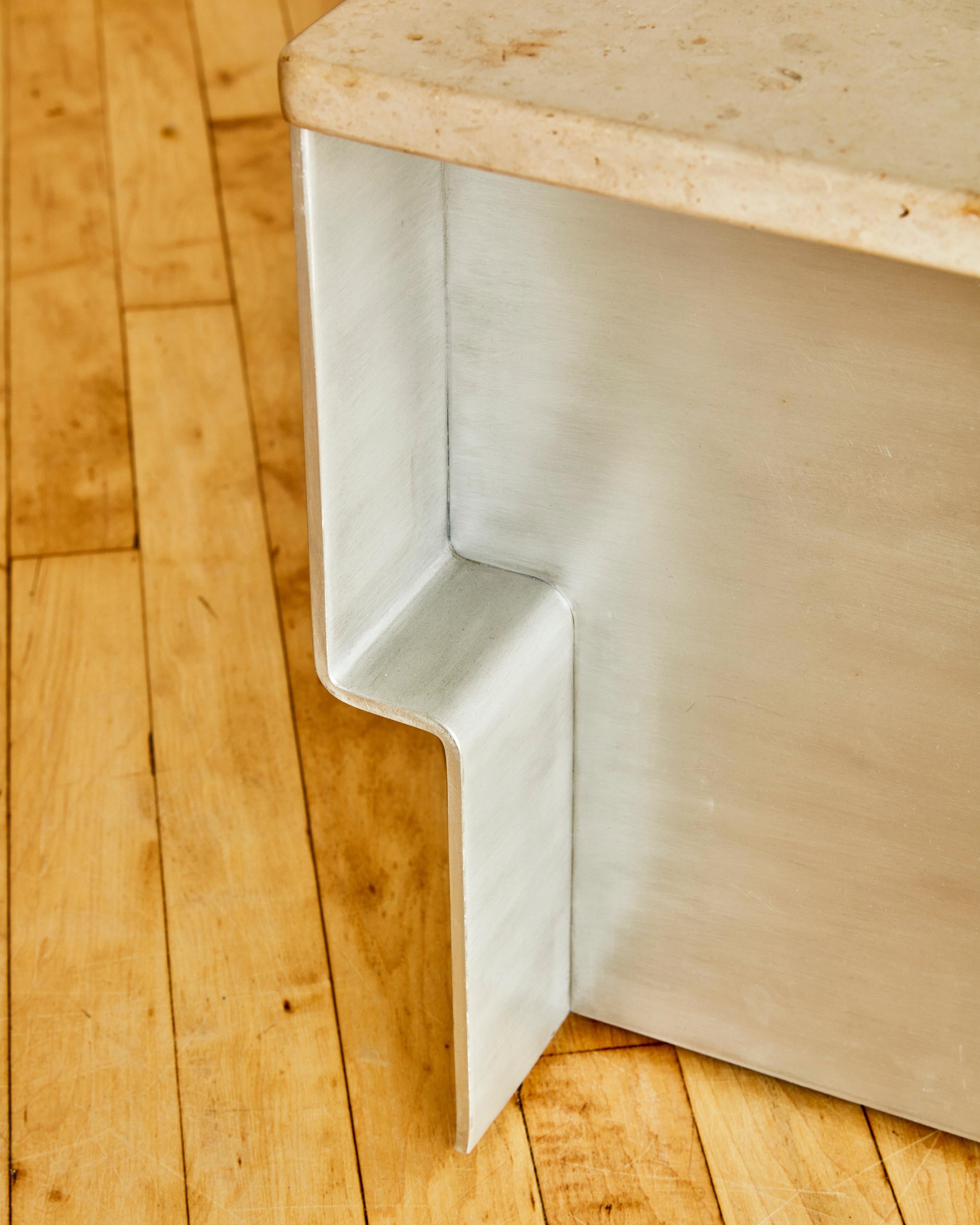 XXIe siècle et contemporain Table basse à plateau en pierre par Ilan Dei Studio en vente