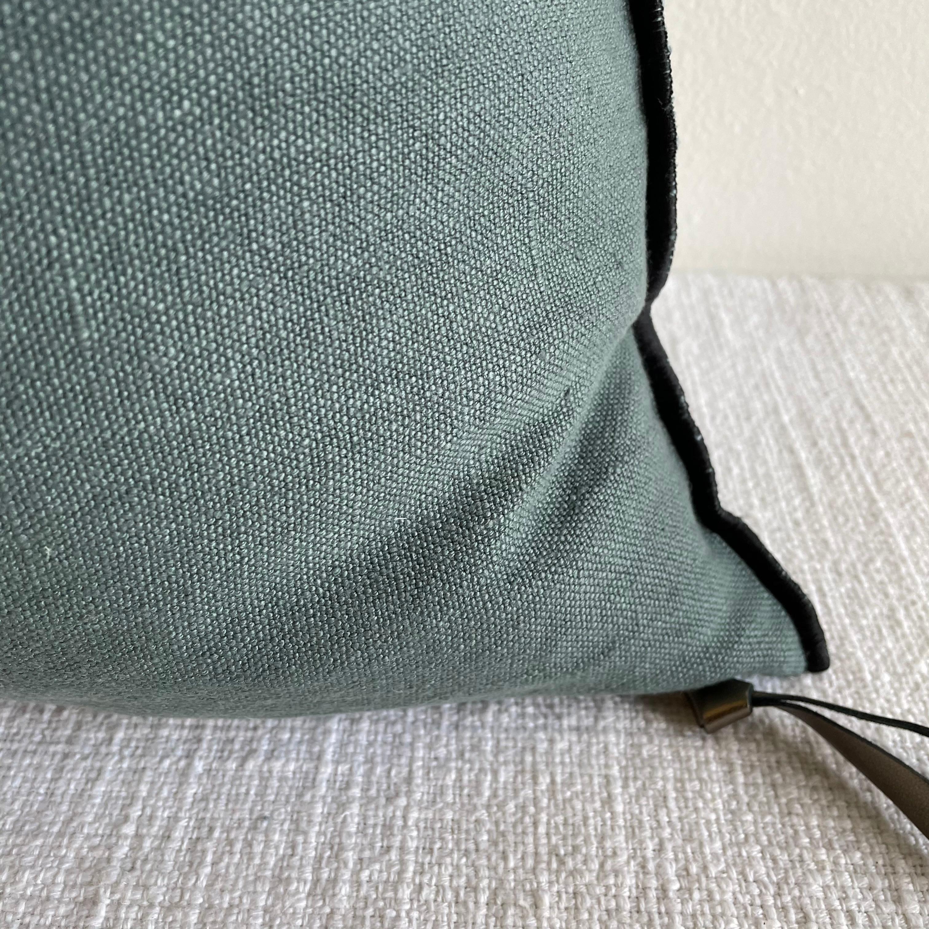 Stone Wash French Linen Accent Pillow In New Condition For Sale In Old Town Orange, CA