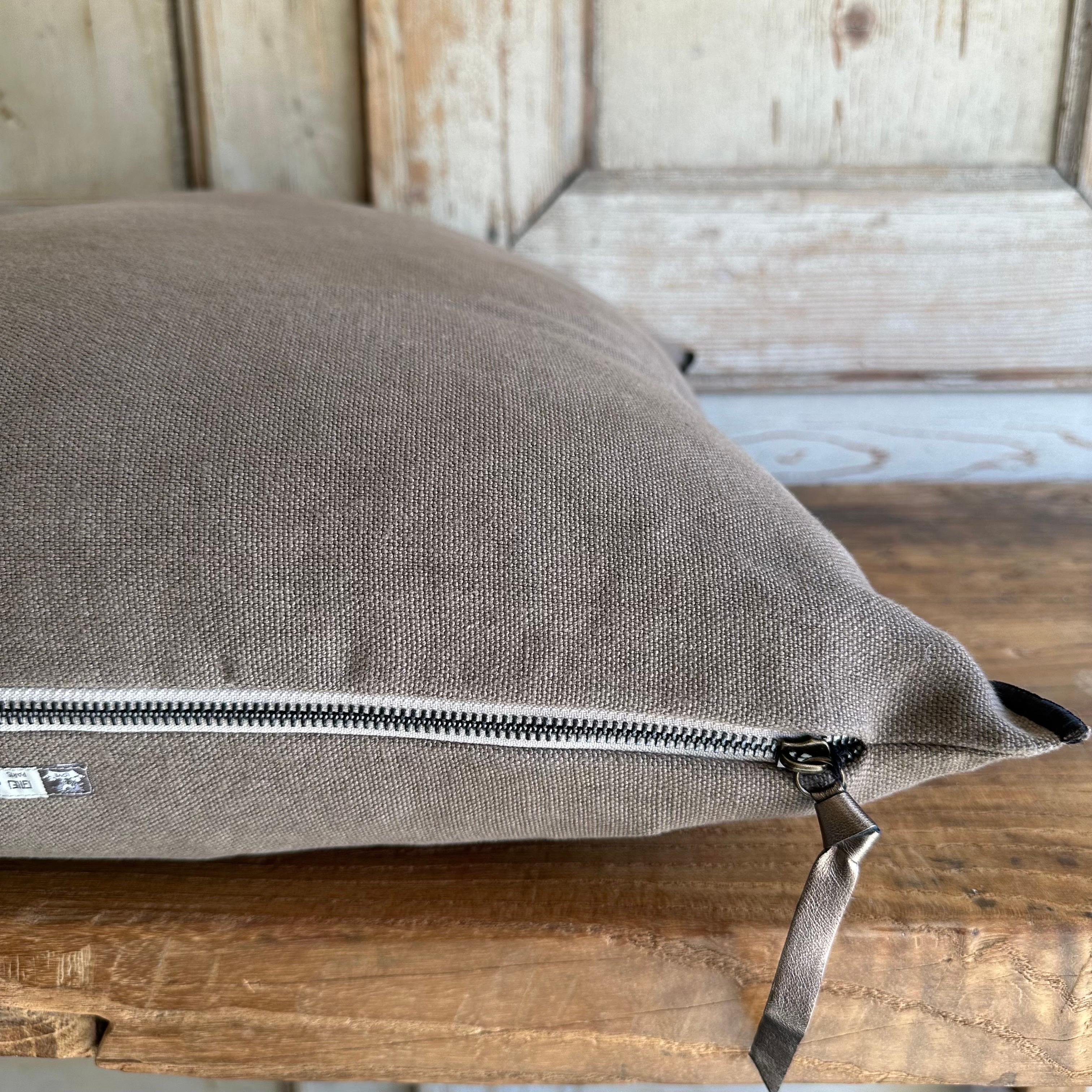 Stone Washed French Linen Accent Pillow in Ecorce For Sale 1