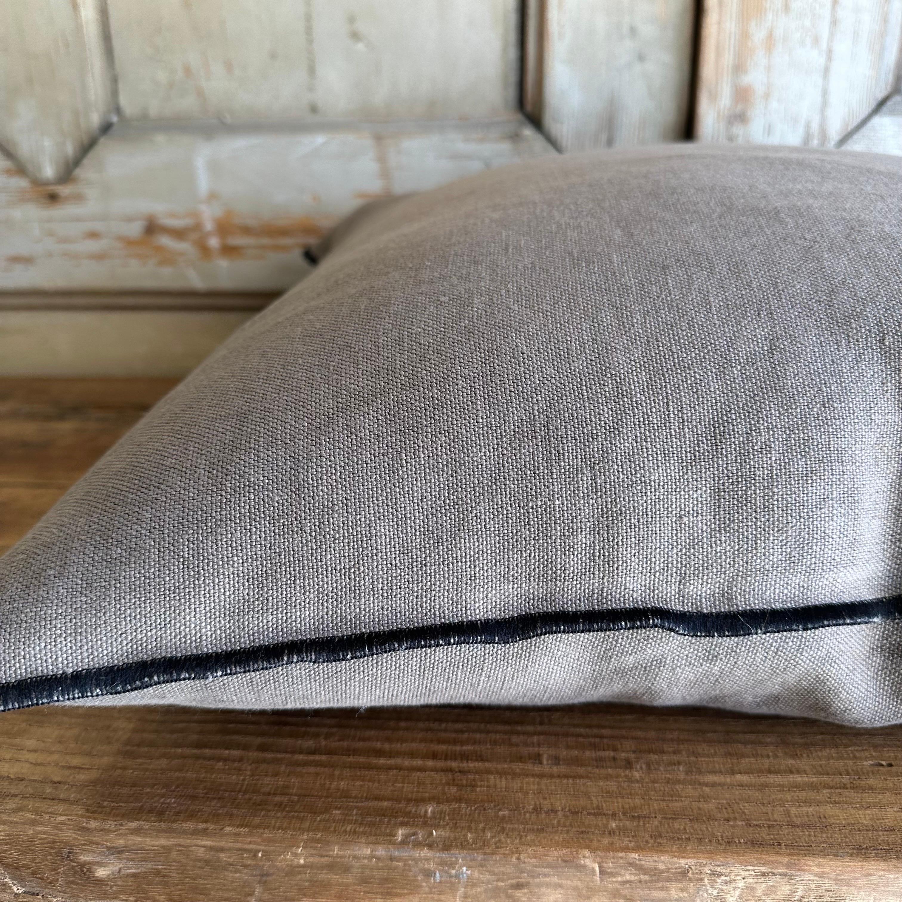 Stone Washed French Linen Accent Pillow in Ecorce For Sale 2